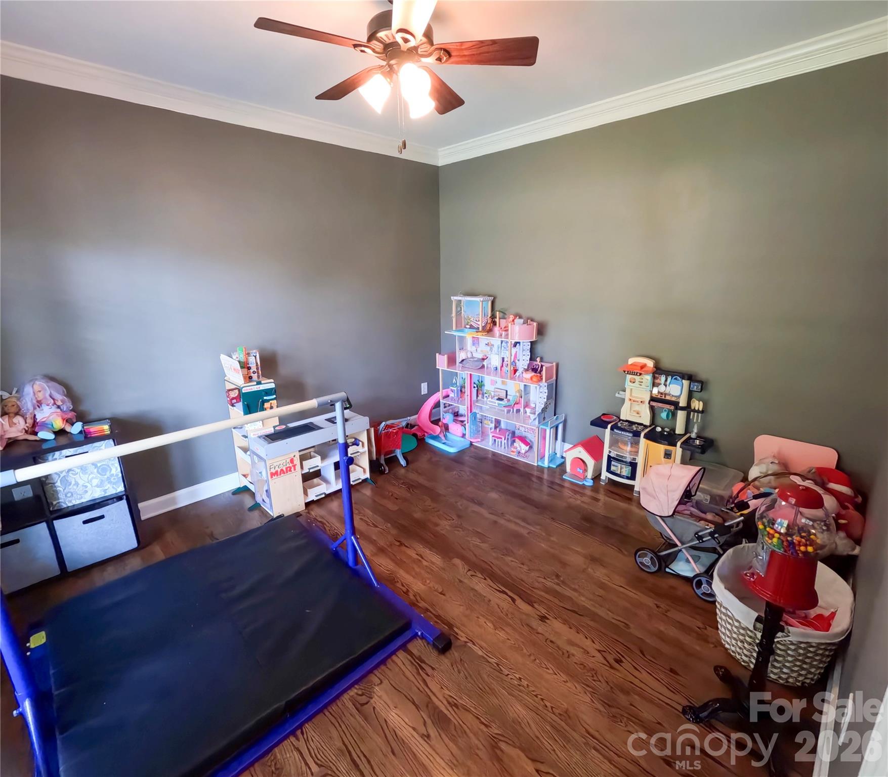 910 44th Avenue Court 112/38-104 Property Photo 13