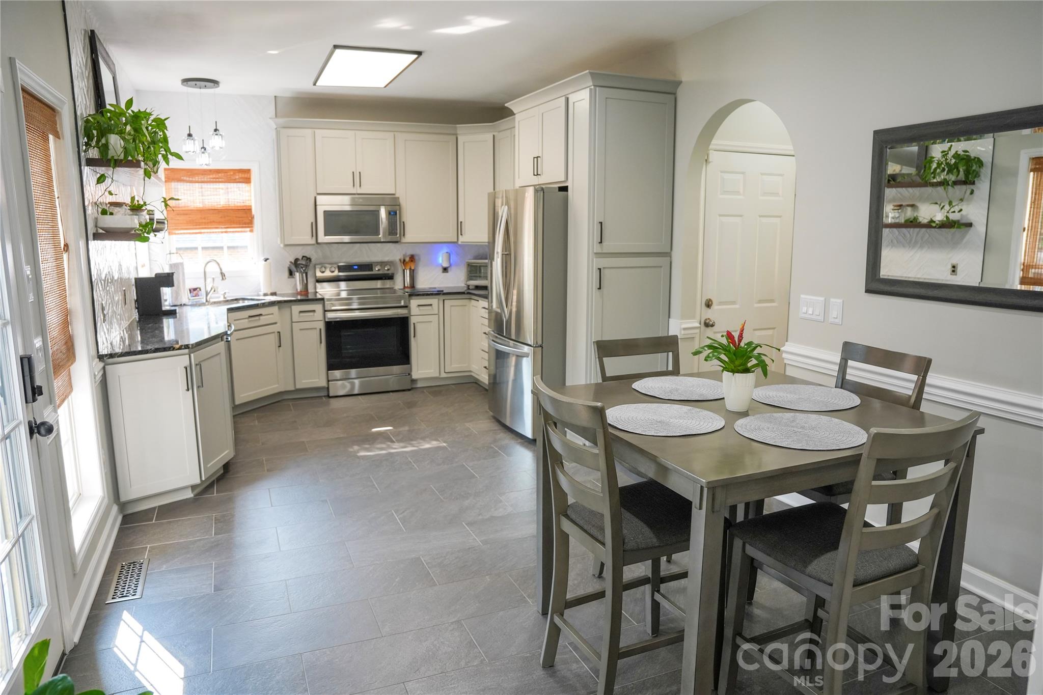 910 44th Avenue Court 112/38-104 Property Photo 19