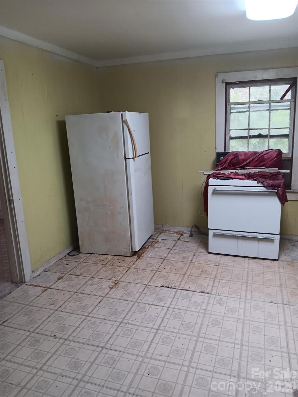 303 Lily Street Property Photo 14