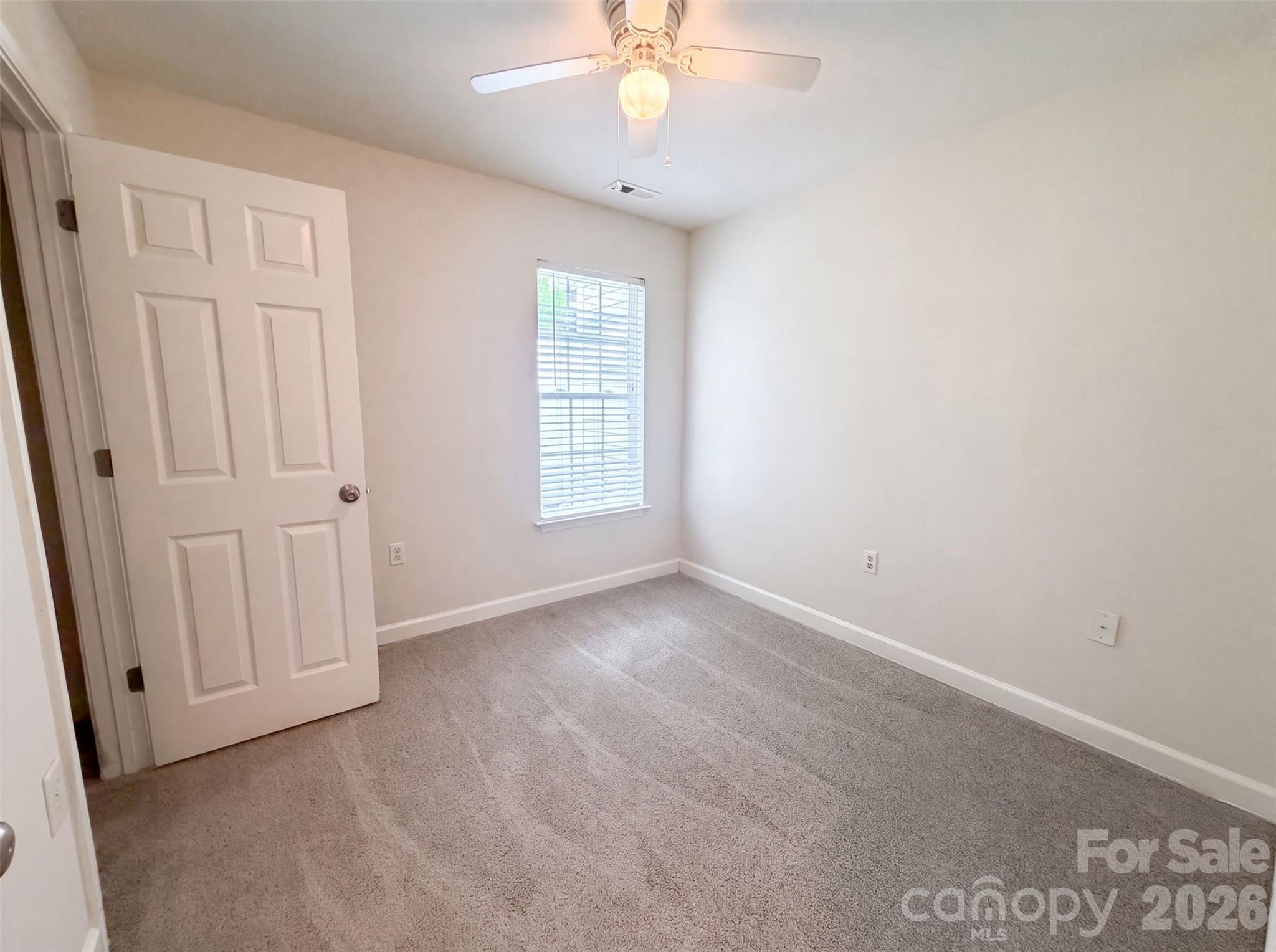 946 Olde Towne Way Property Photo 10