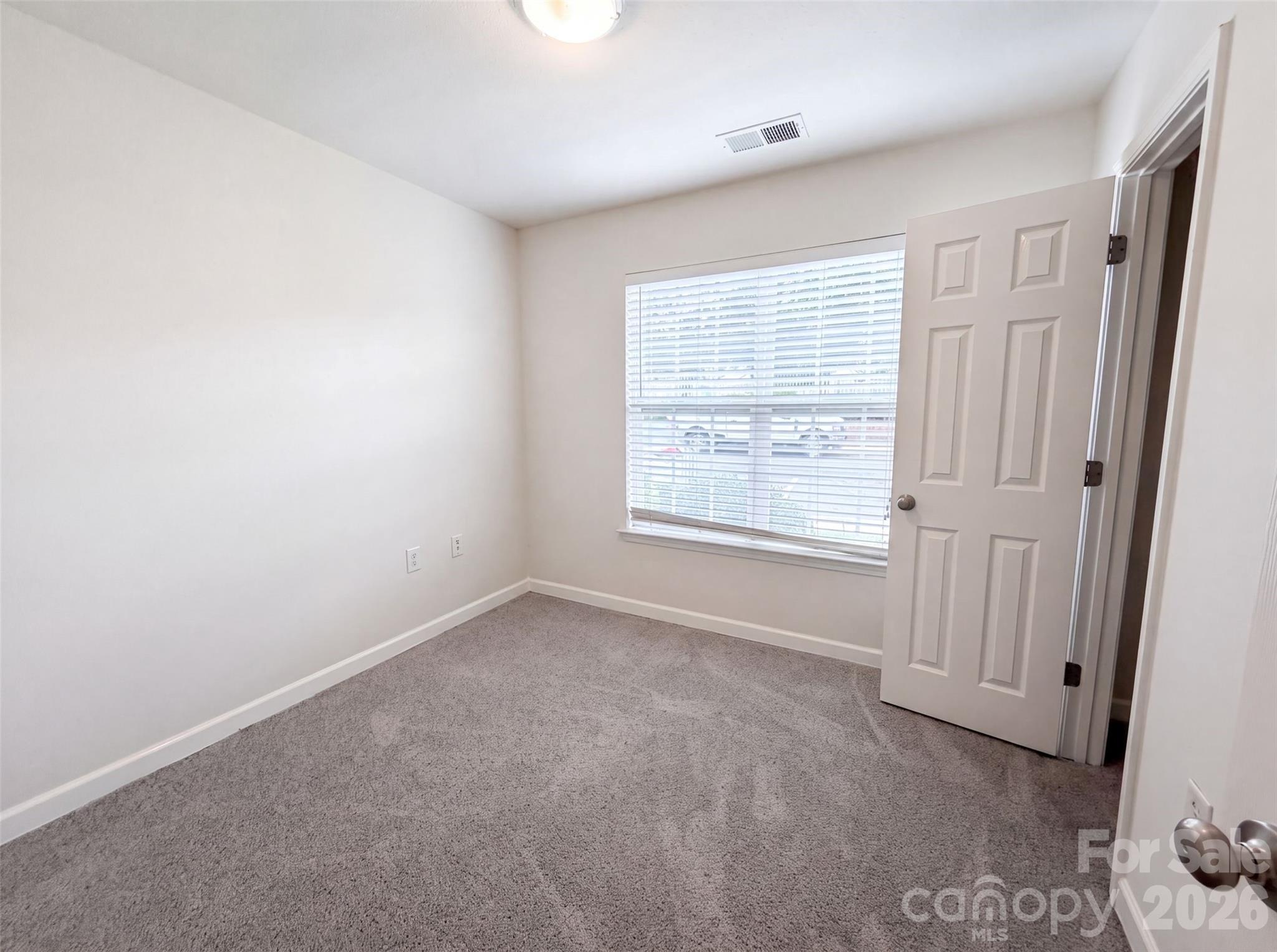 946 Olde Towne Way Property Photo 11
