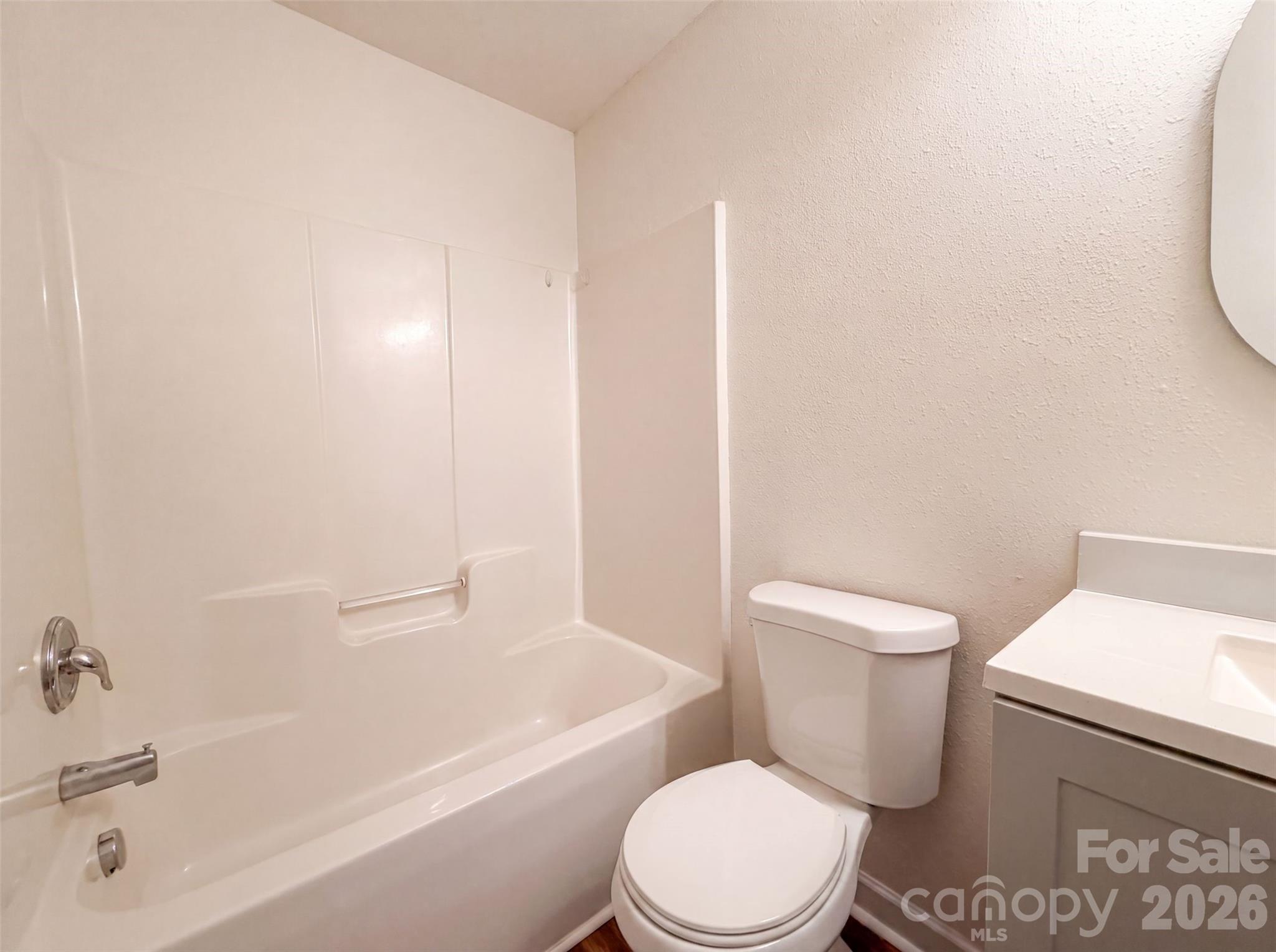 946 Olde Towne Way Property Photo 13