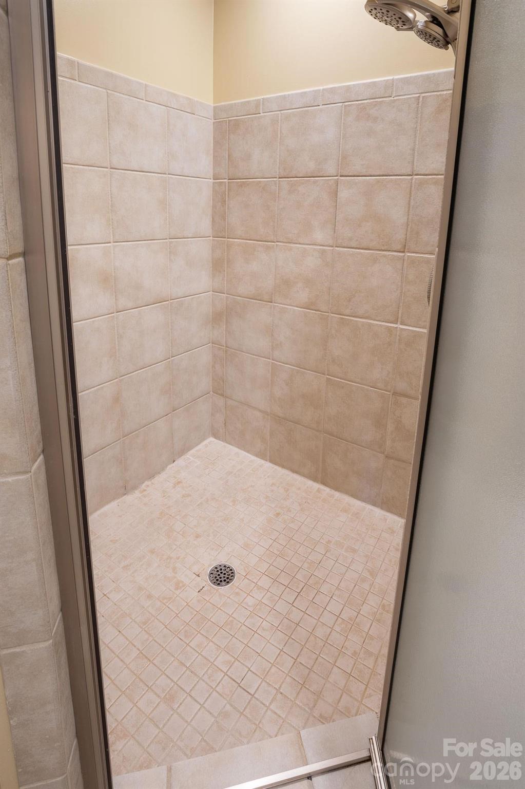9 Kenilworth Knoll 207 Property Photo 18