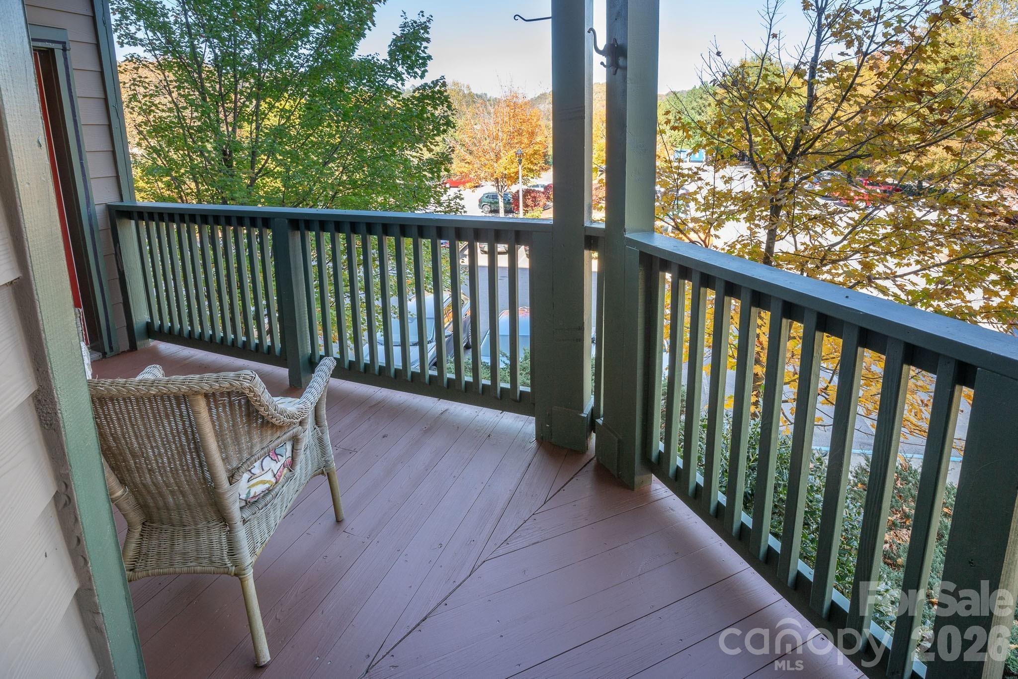 9 Kenilworth Knoll 207 Property Photo 20