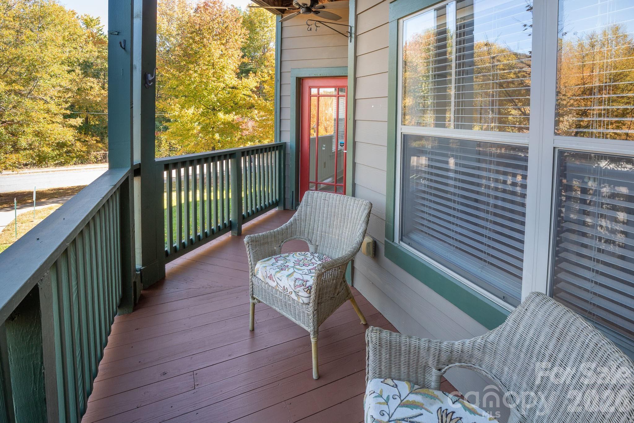 9 Kenilworth Knoll 207 Property Photo 21