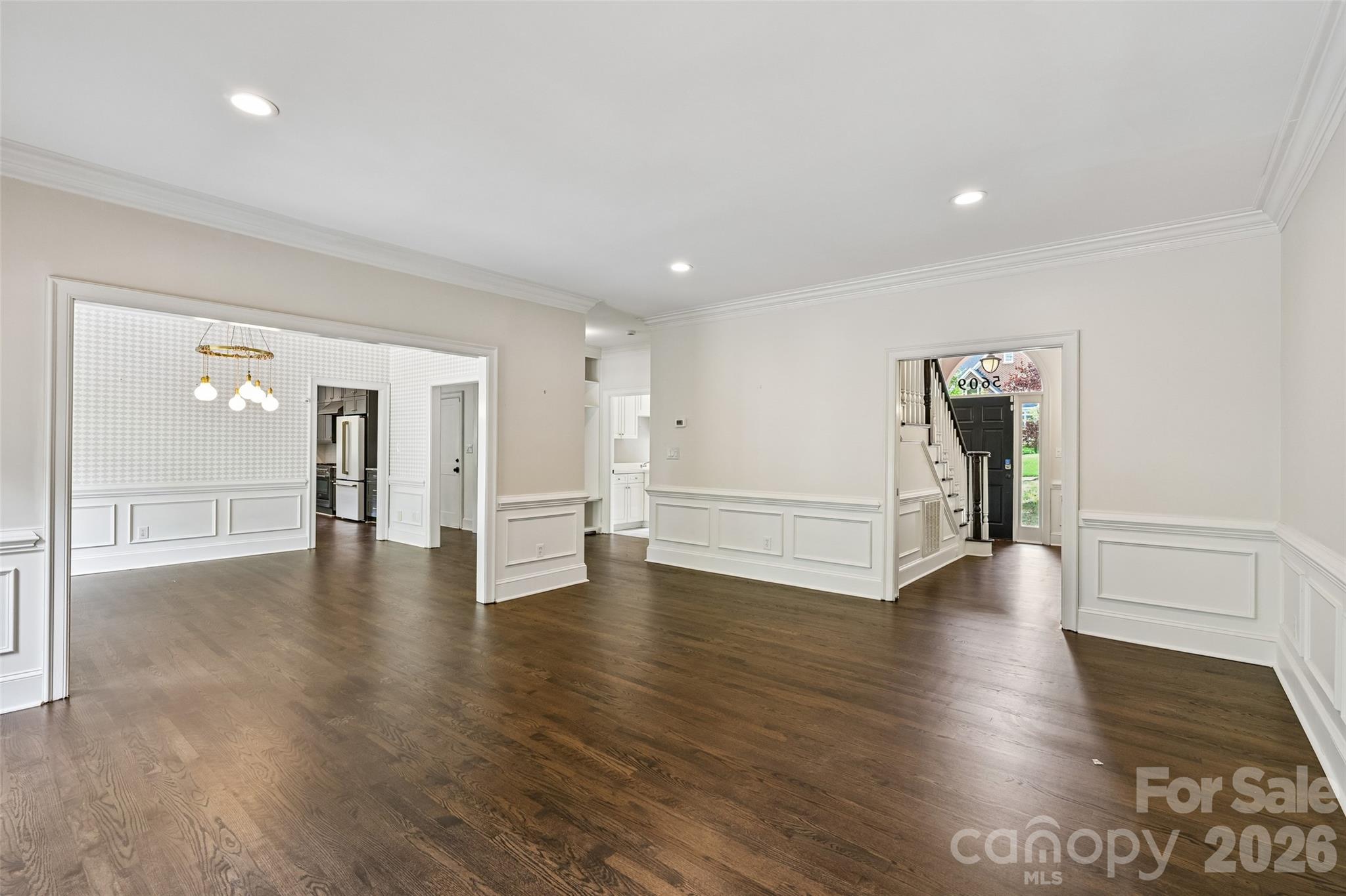 5609 Camilla Drive Property Photo 13