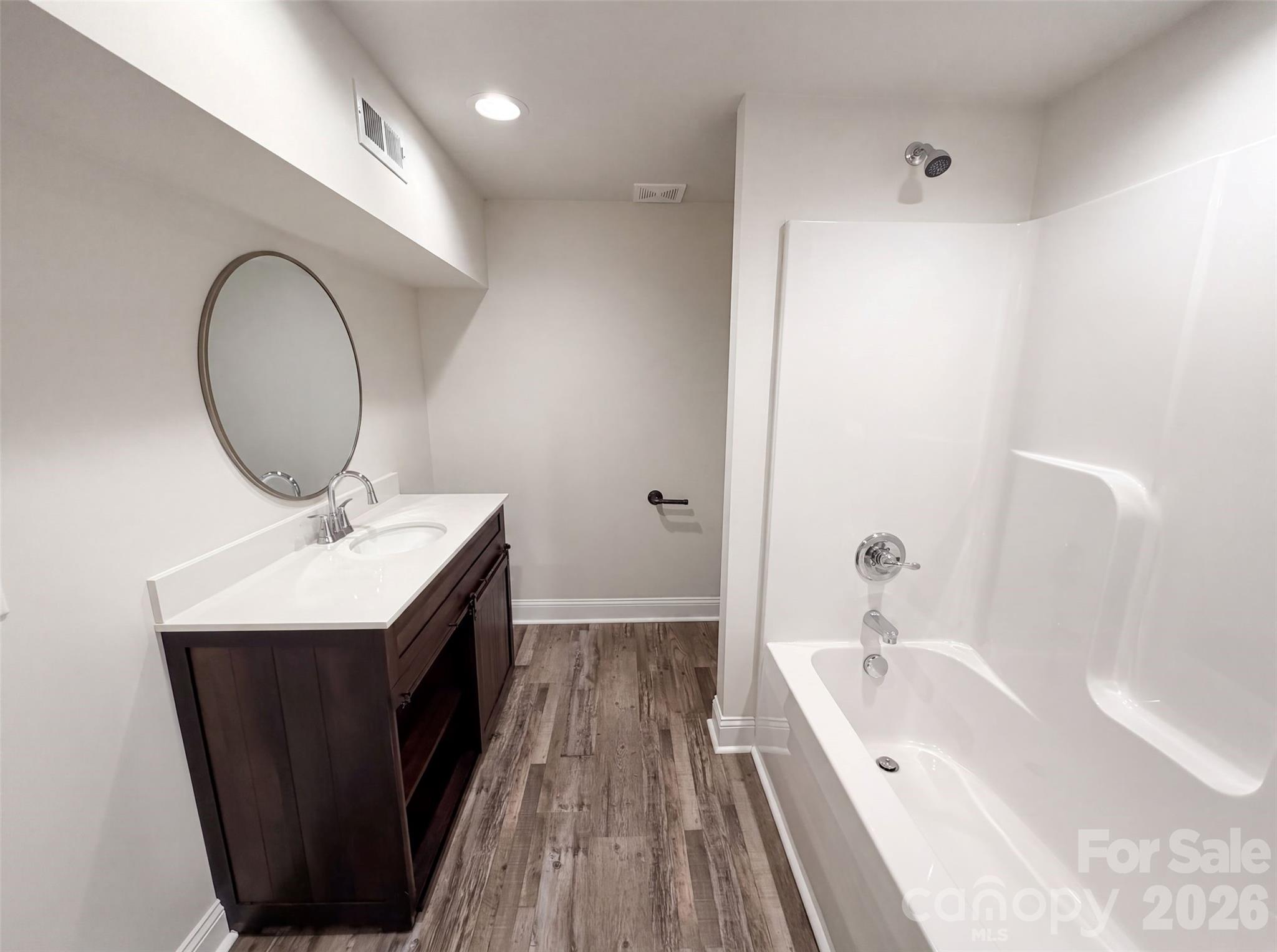 123 Rowe Street Property Photo 11