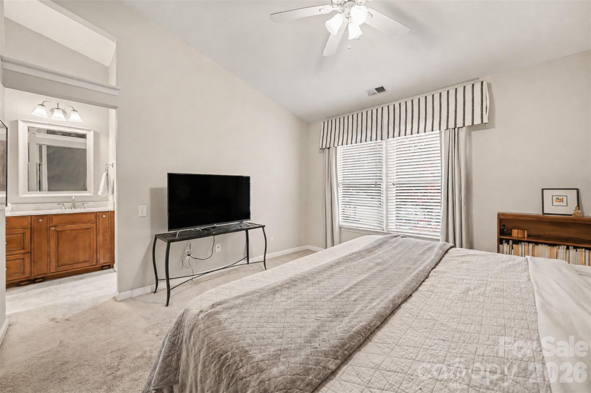 8205 Tradd Court Property Photo 15