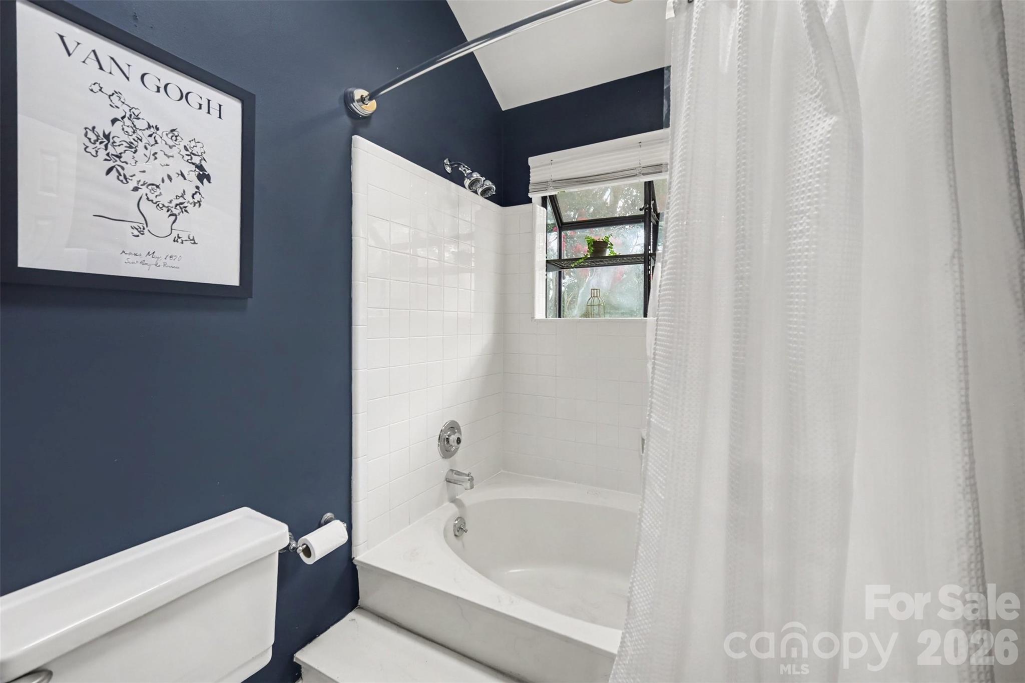 8205 Tradd Court Property Photo 19