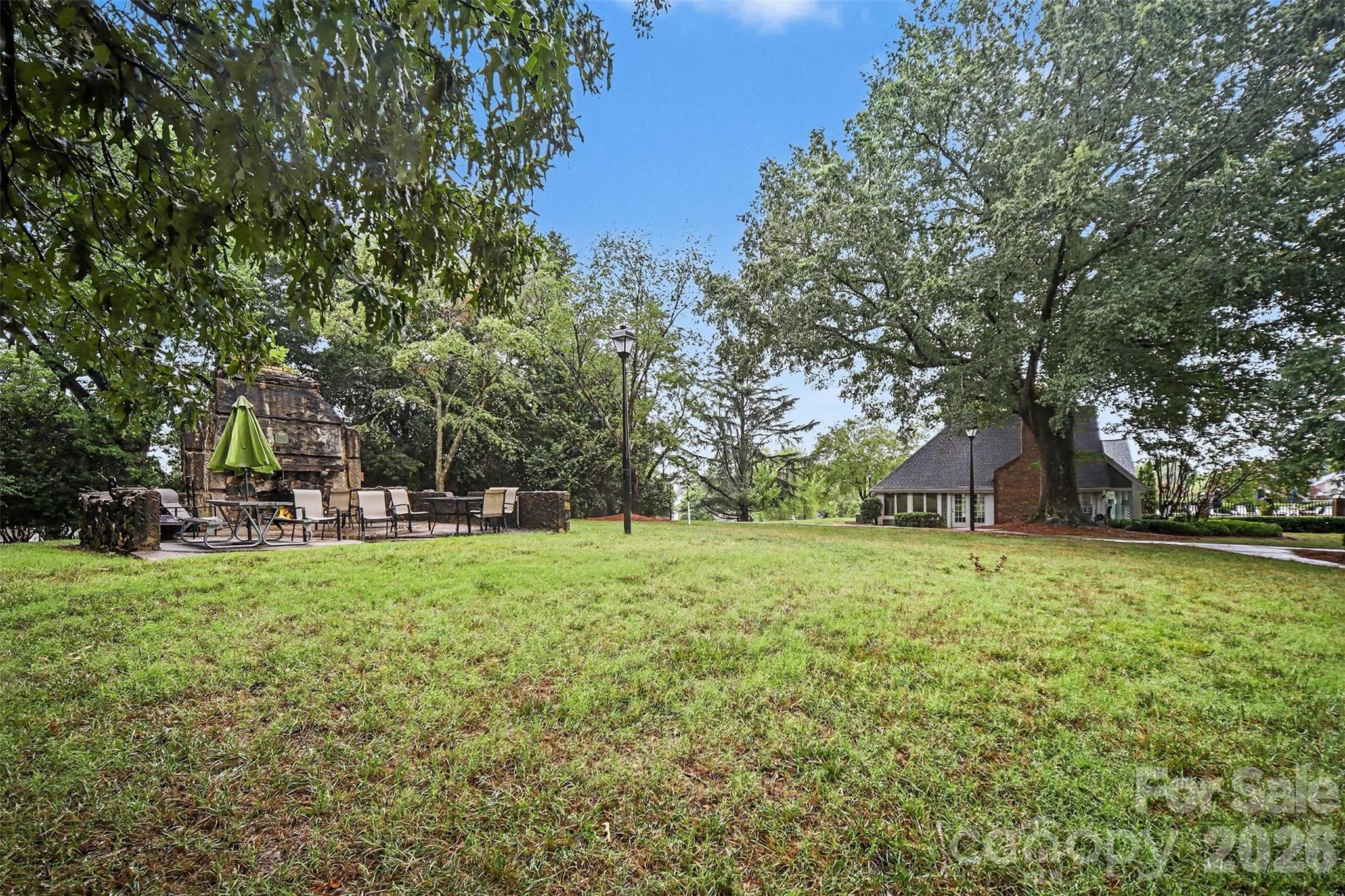 8205 Tradd Court Property Photo 33