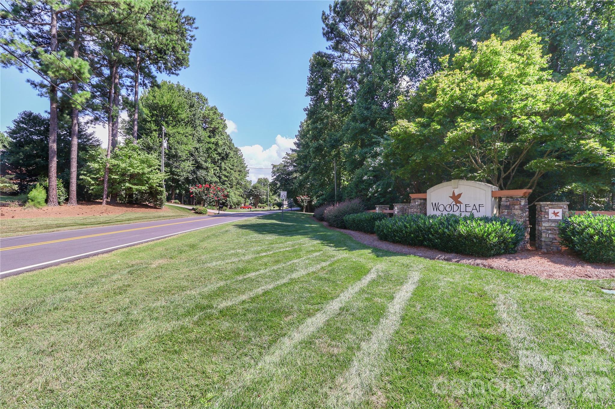 372 Kenway Loop Property Photo 5