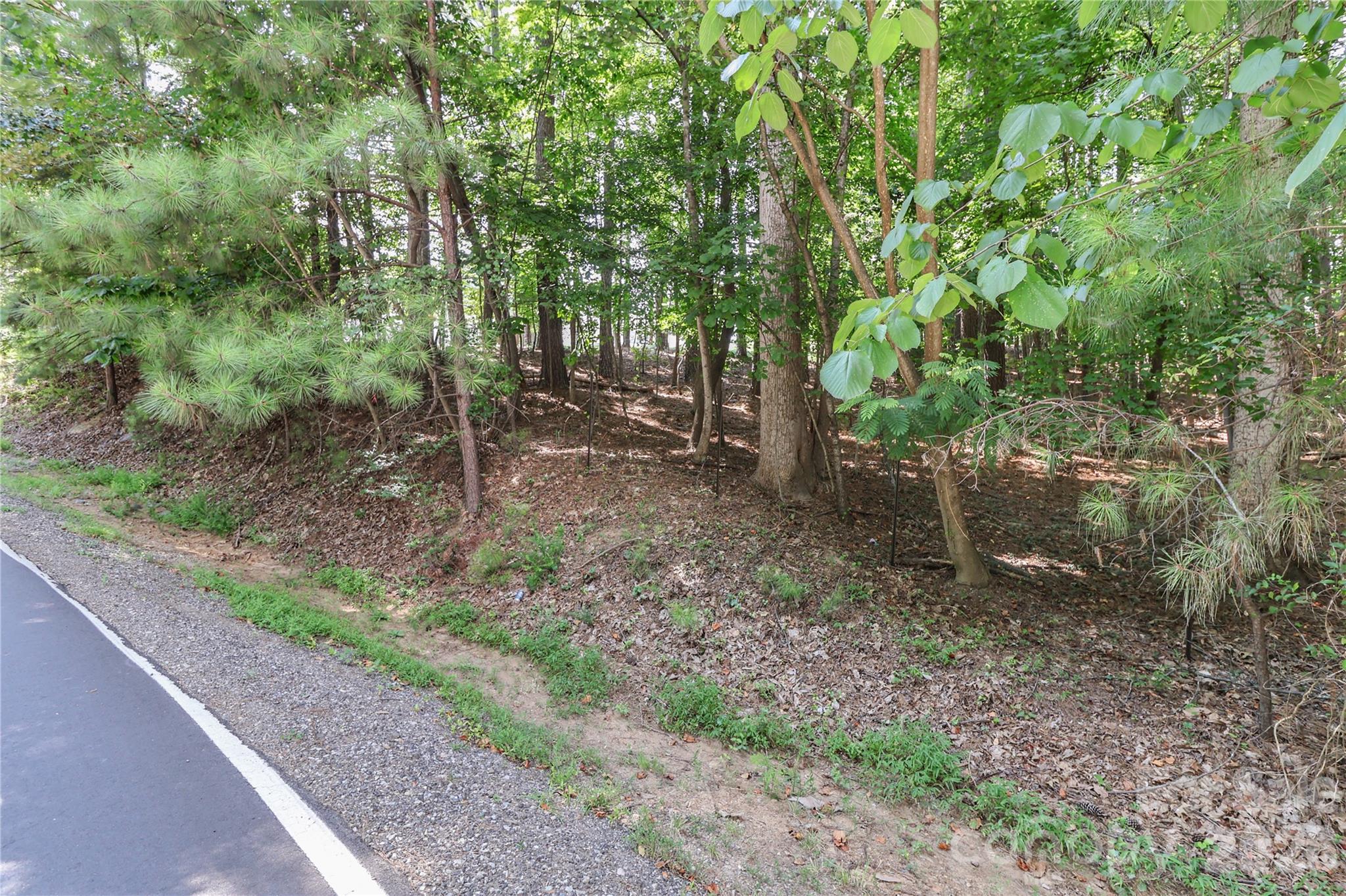 372 Kenway Loop Property Photo 9