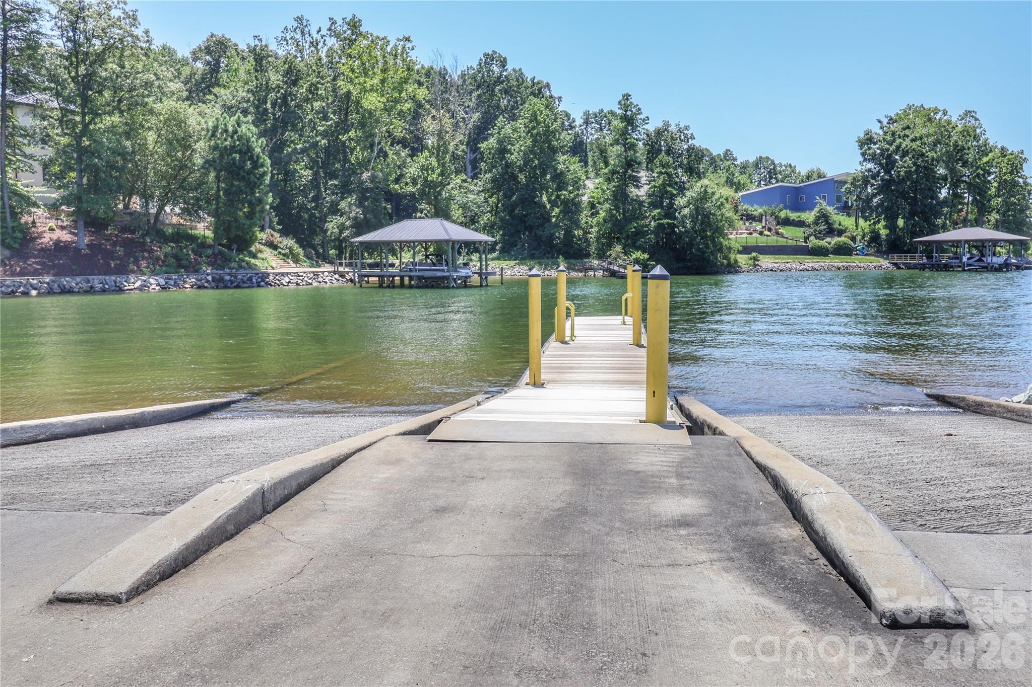 372 Kenway Loop Property Photo 16