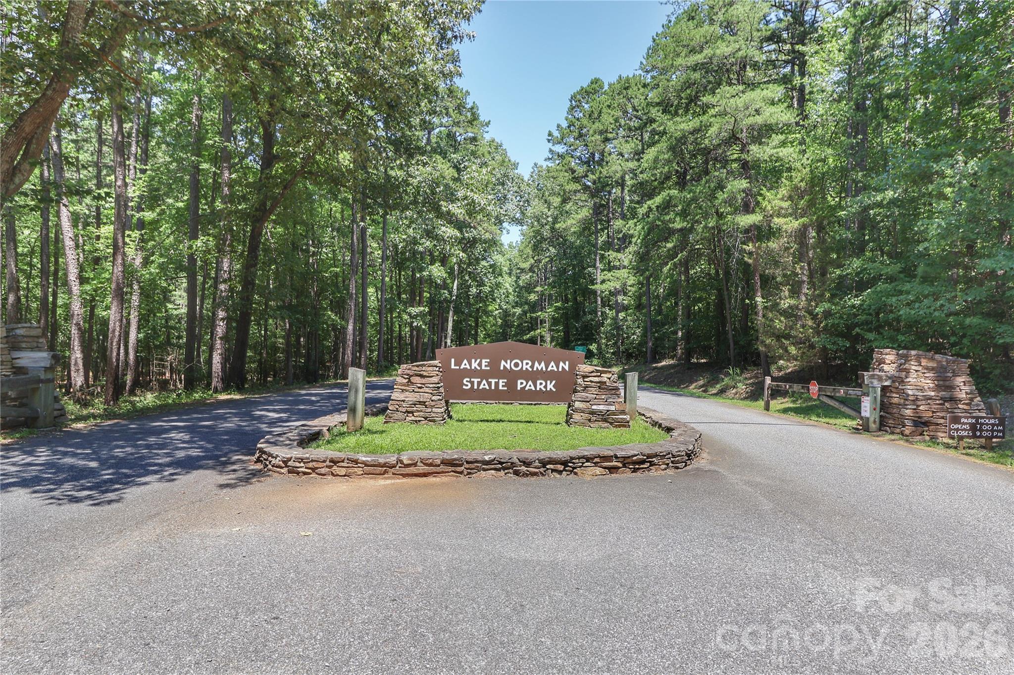 372 Kenway Loop Property Photo 24