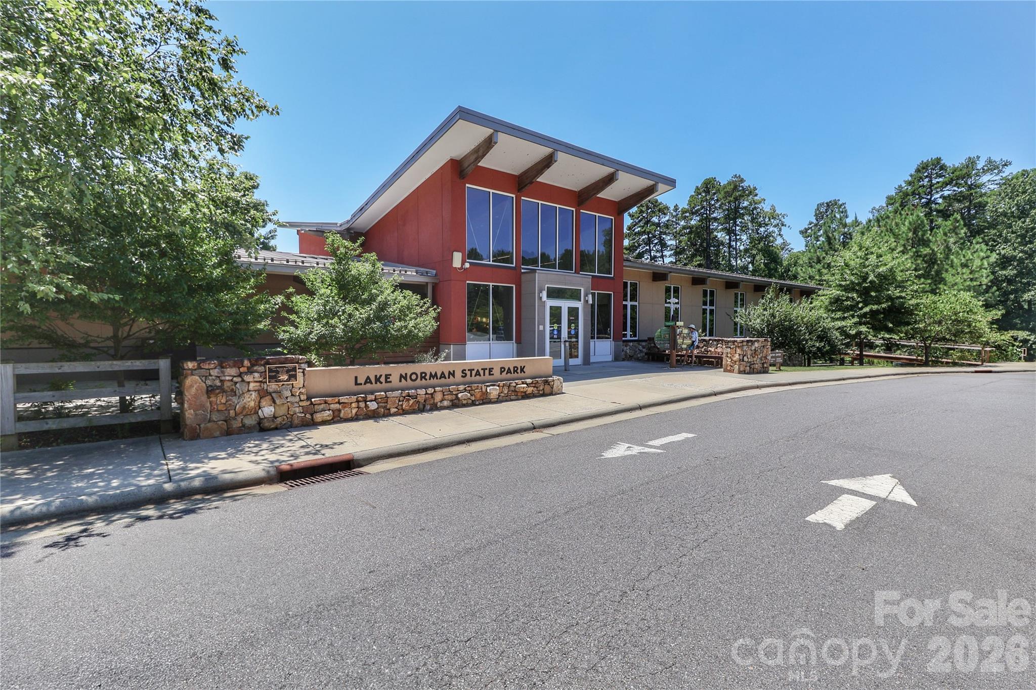 372 Kenway Loop Property Photo 25