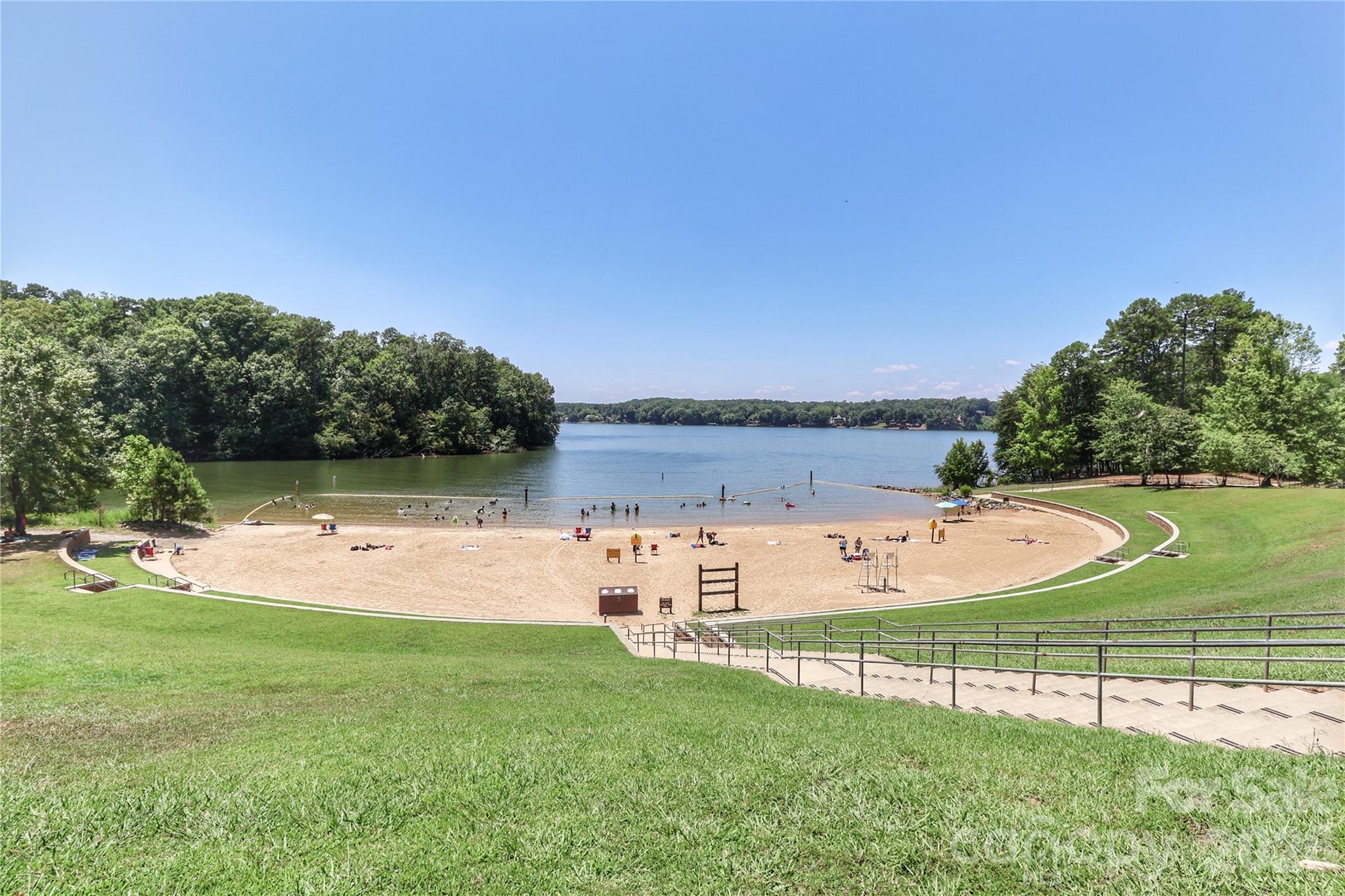372 Kenway Loop Property Photo 30