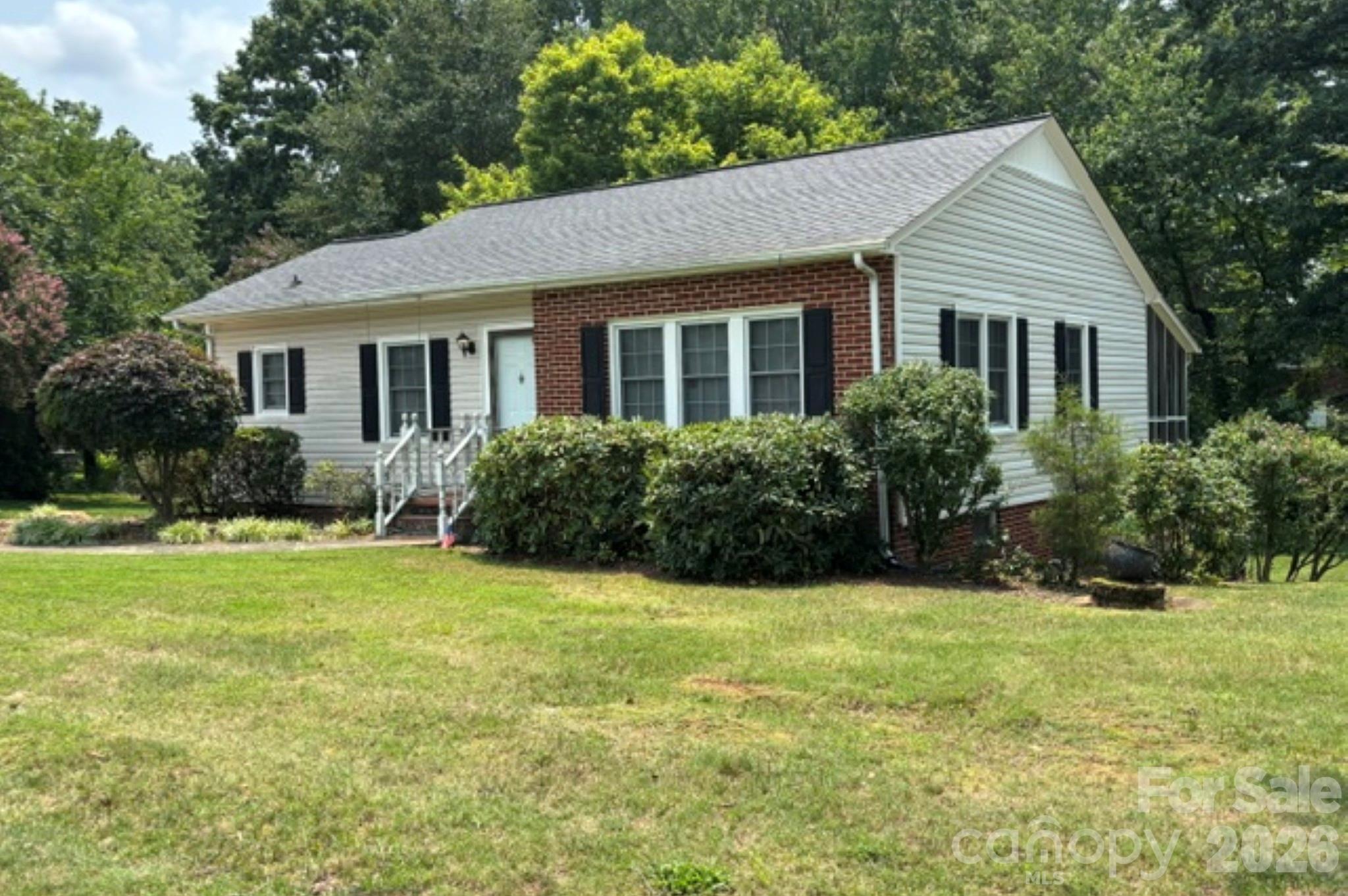 1404 23rd Avenue Property Photo 1