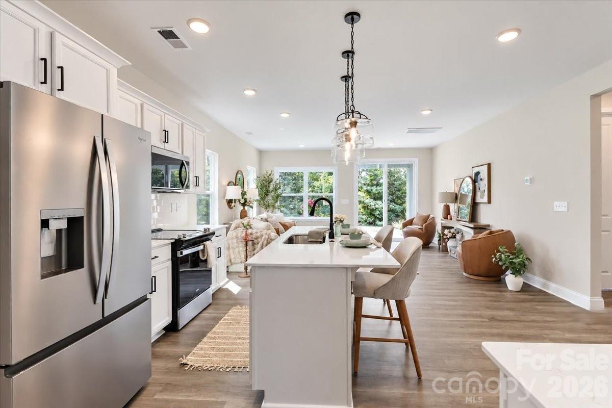 111 Honeycomb Court Property Photo 6