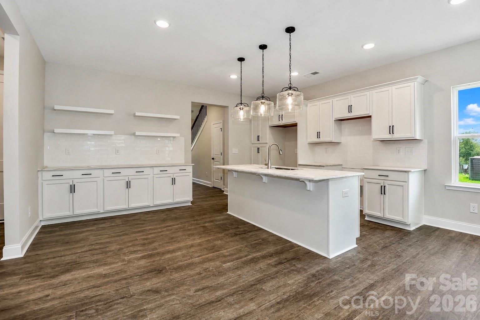 111 Honeycomb Court Property Photo 8