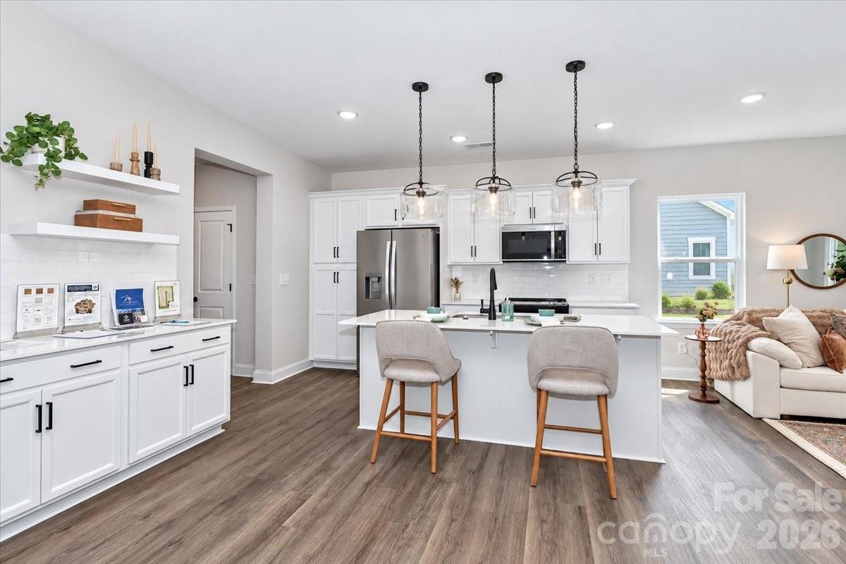 111 Honeycomb Court Property Photo 8
