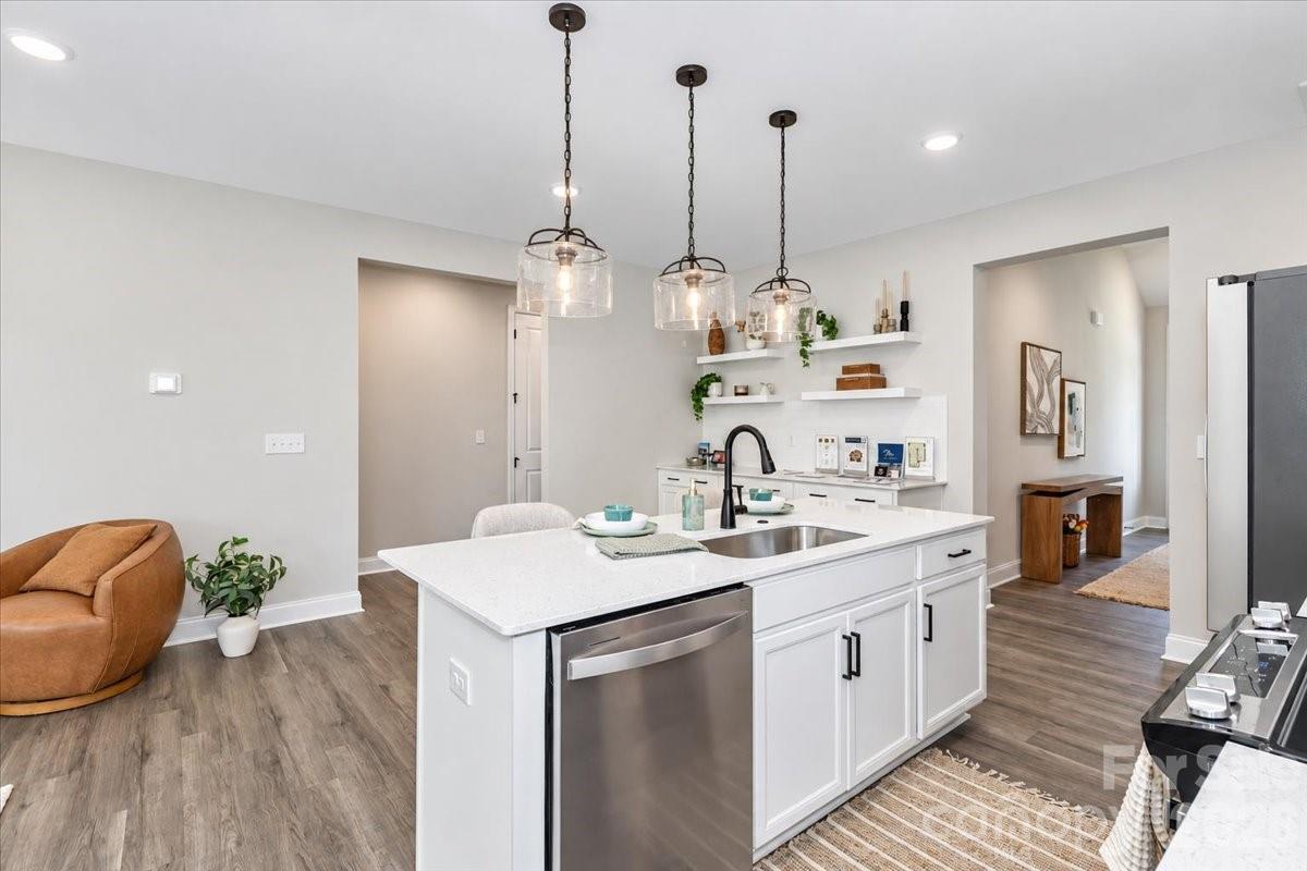 111 Honeycomb Court Property Photo 10