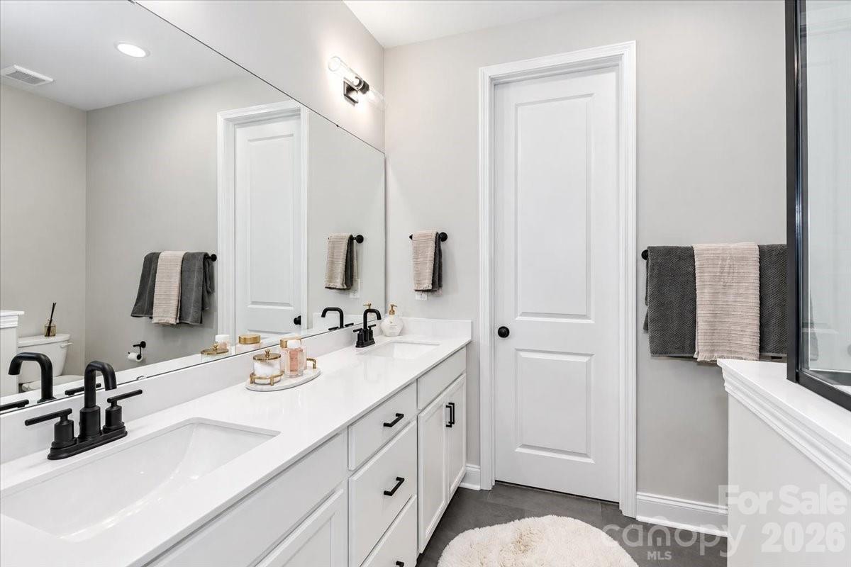 111 Honeycomb Court Property Photo 19