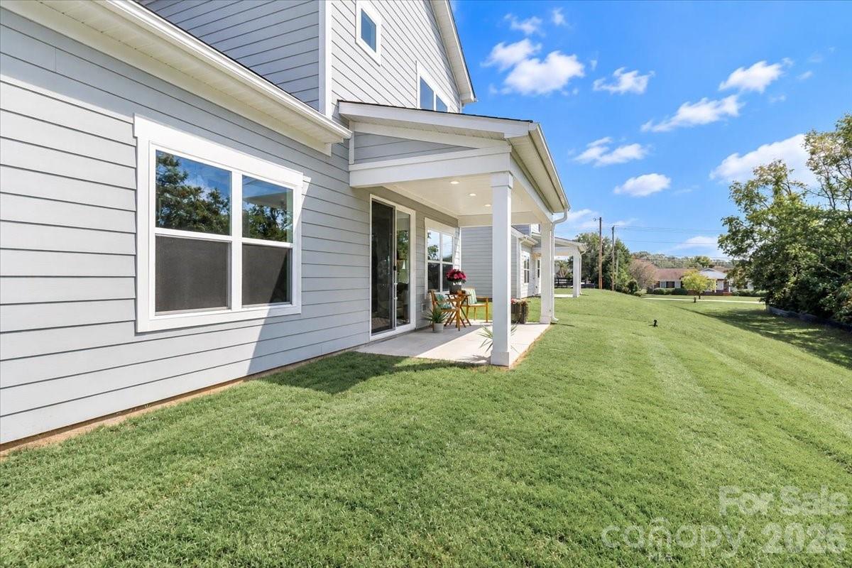111 Honeycomb Court Property Photo 32