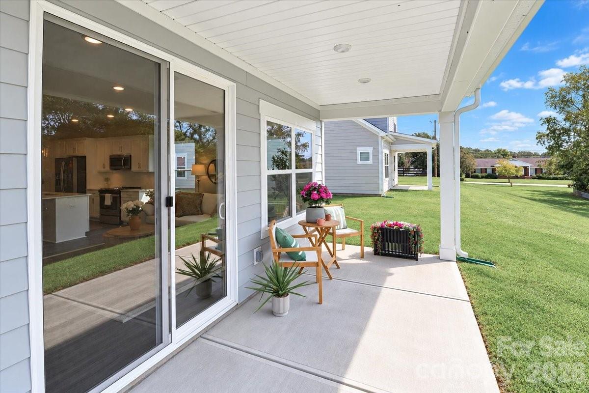 111 Honeycomb Court Property Photo 34