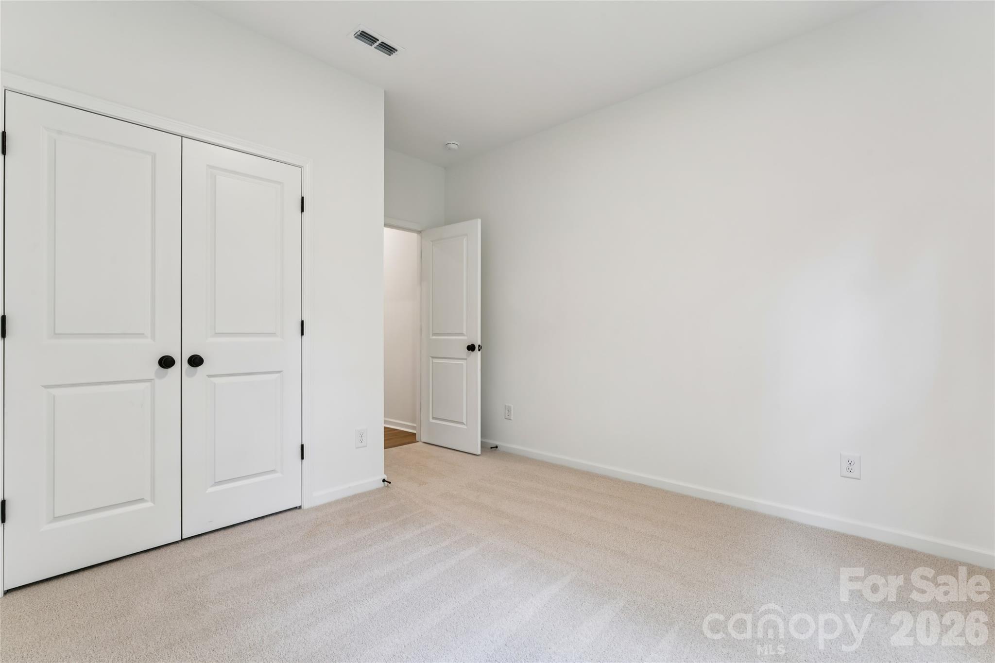 1004 Oak Hill Drive Property Photo 10