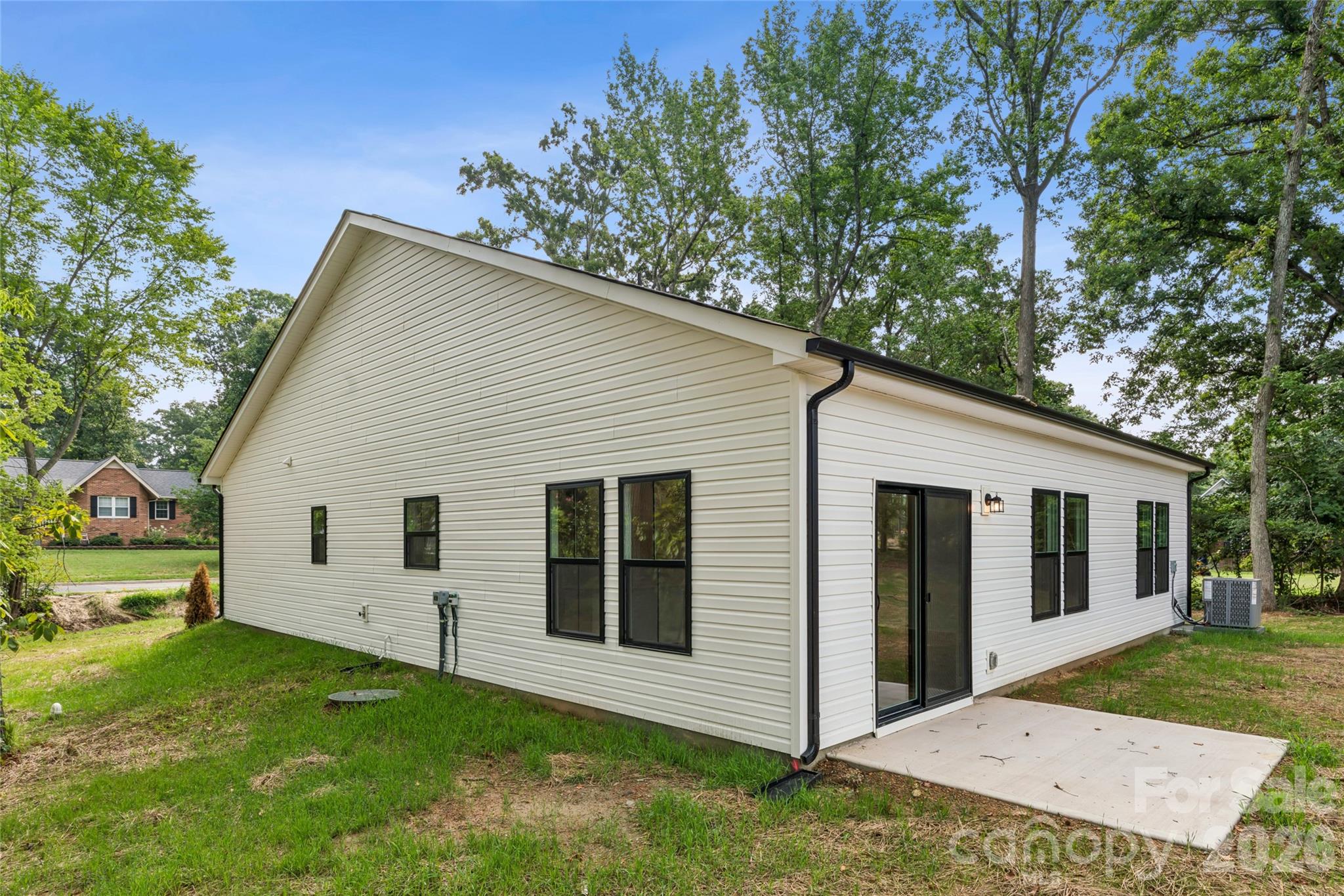 1004 Oak Hill Drive Property Photo 25