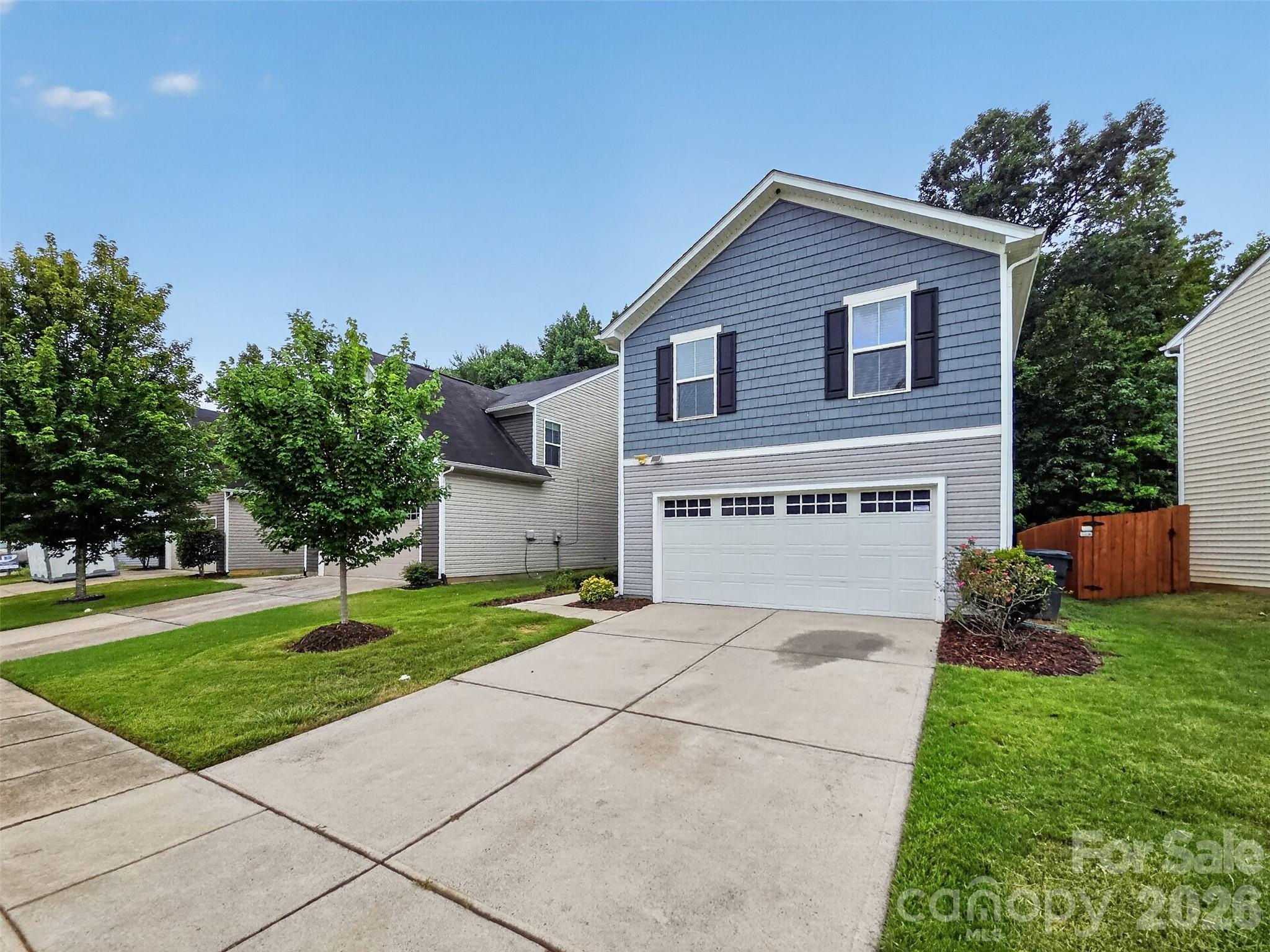 1648 Hooper Court Property Photo 2