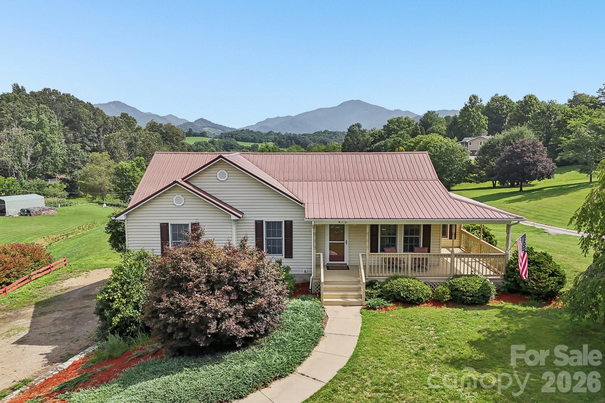 410 Crawford Road Property Photo 1