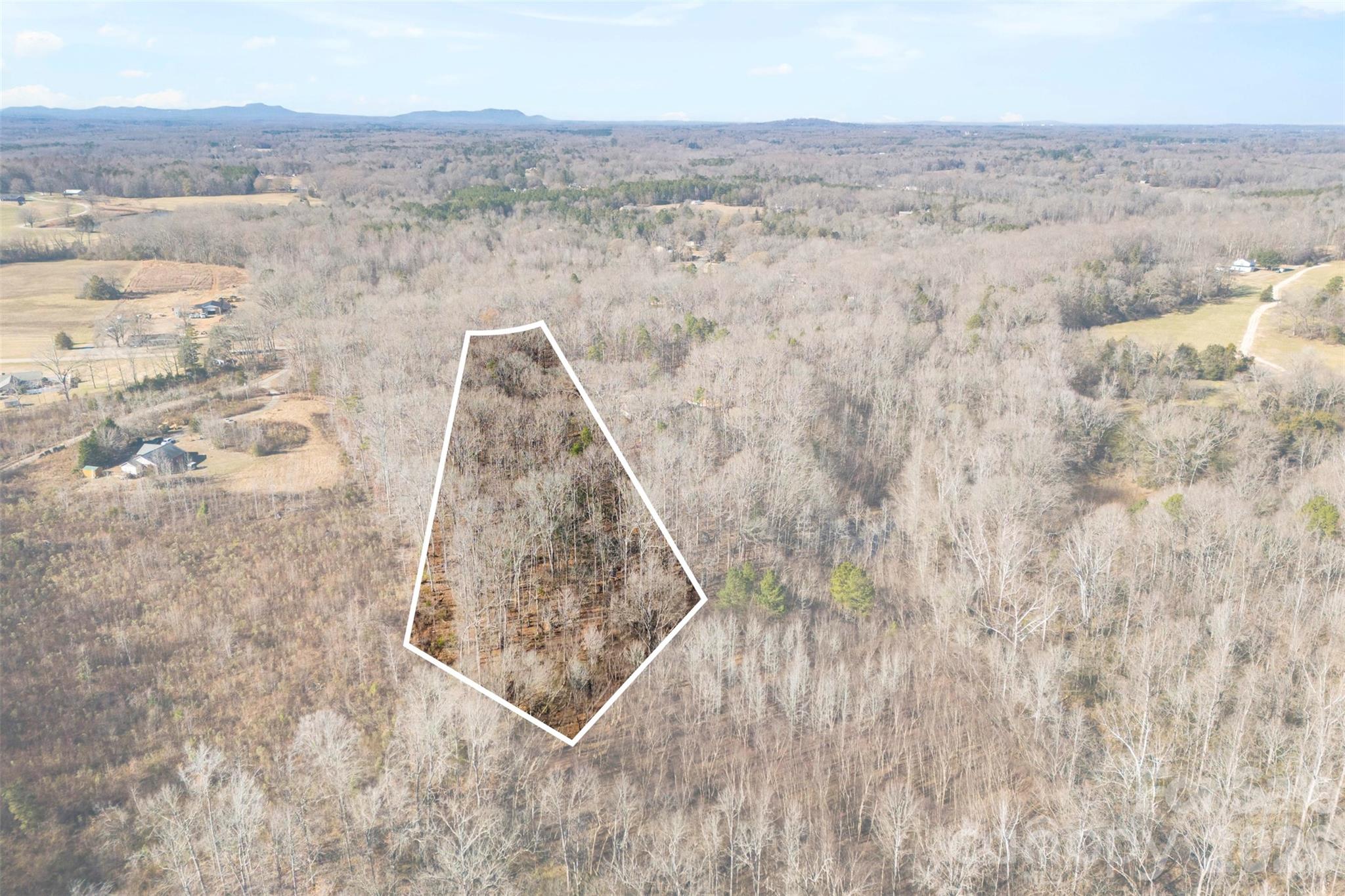 6244 Oakridge Road Property Photo 9