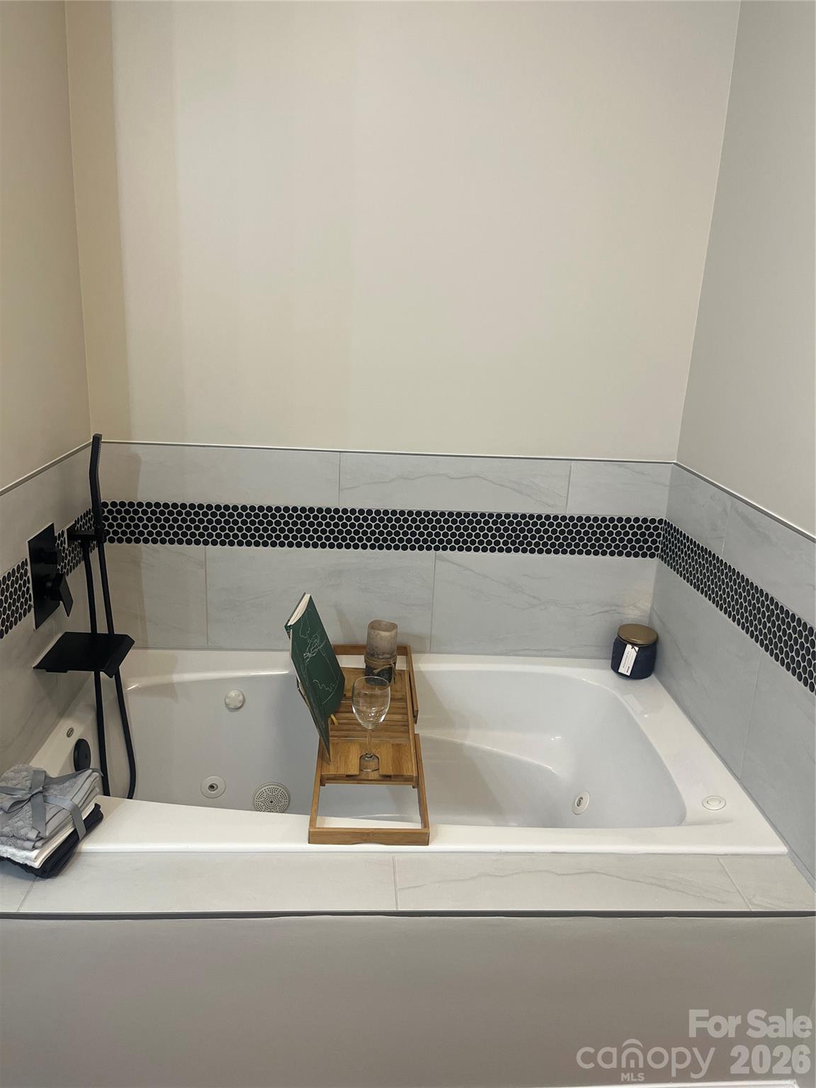 5228 Crane Point Drive Property Photo 12