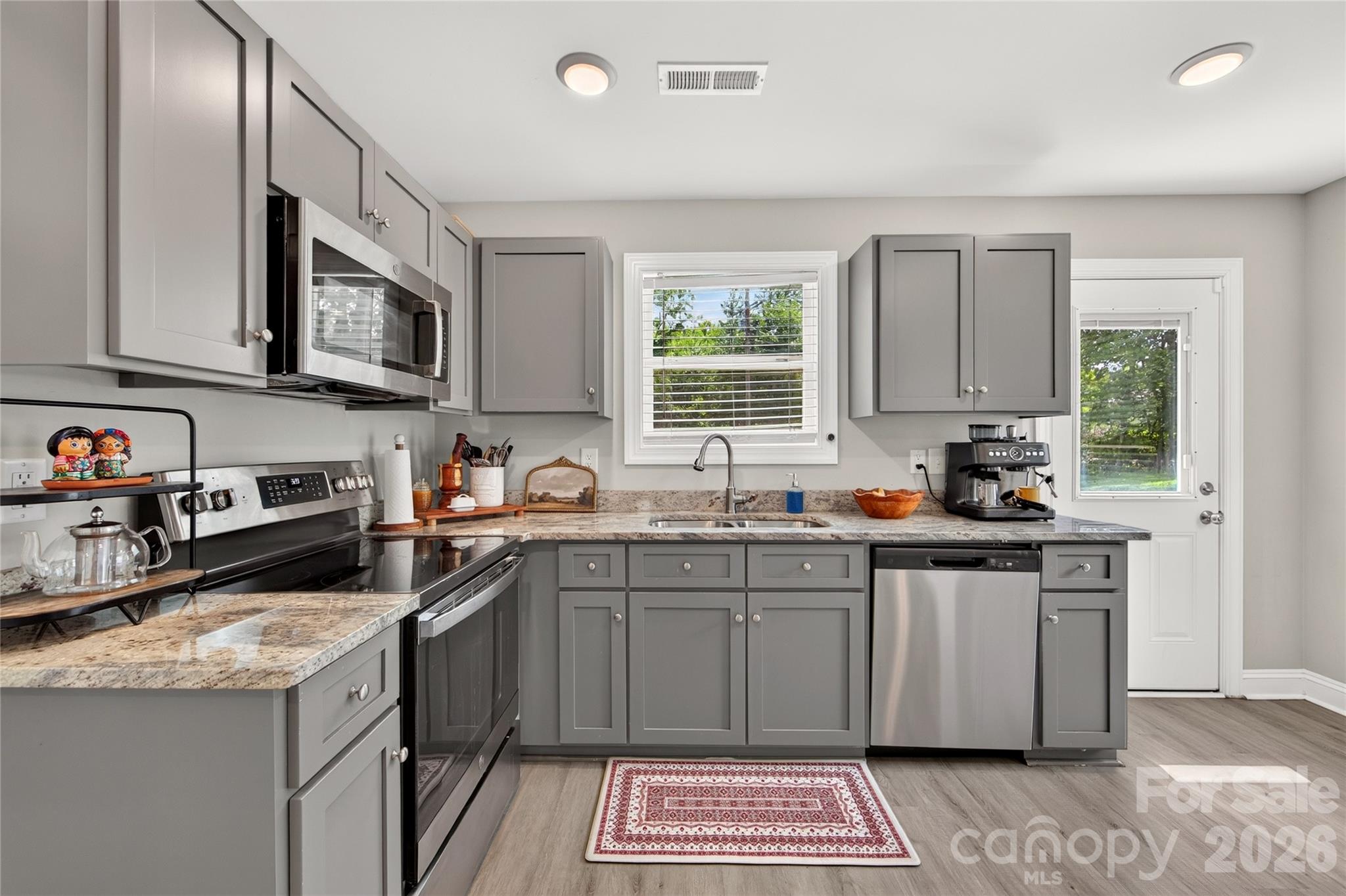 755 Bradley Street Property Photo 18