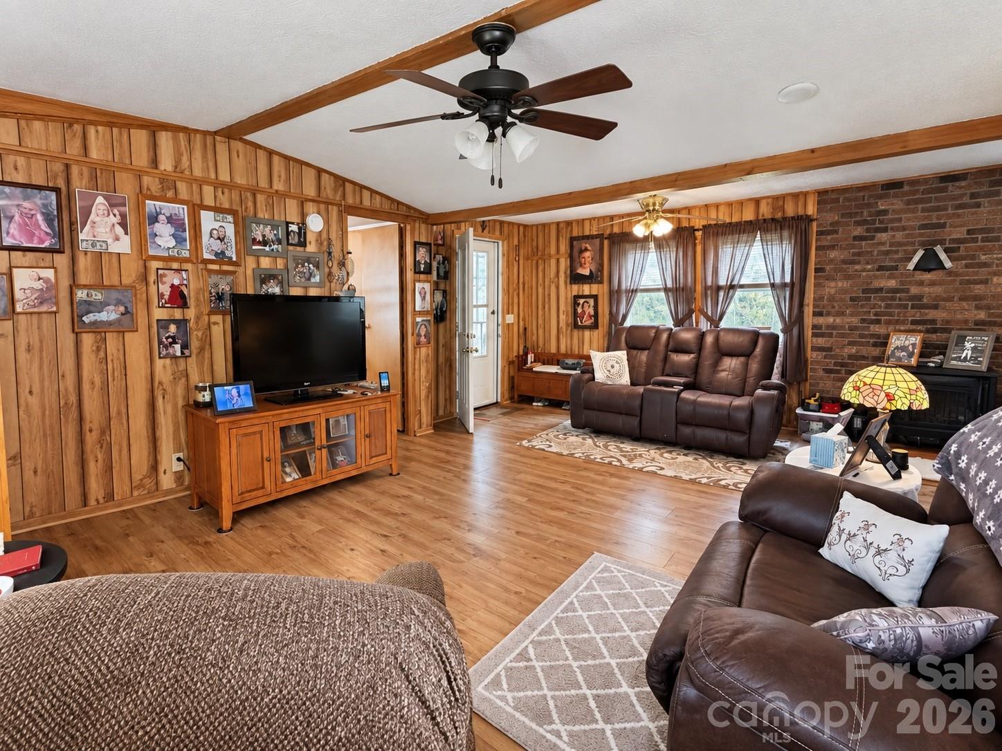 139 N Ridge Drive Property Photo 6