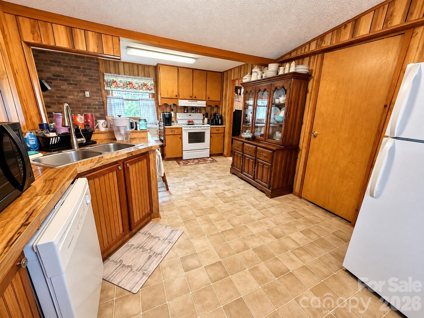 139 N Ridge Drive Property Photo 8