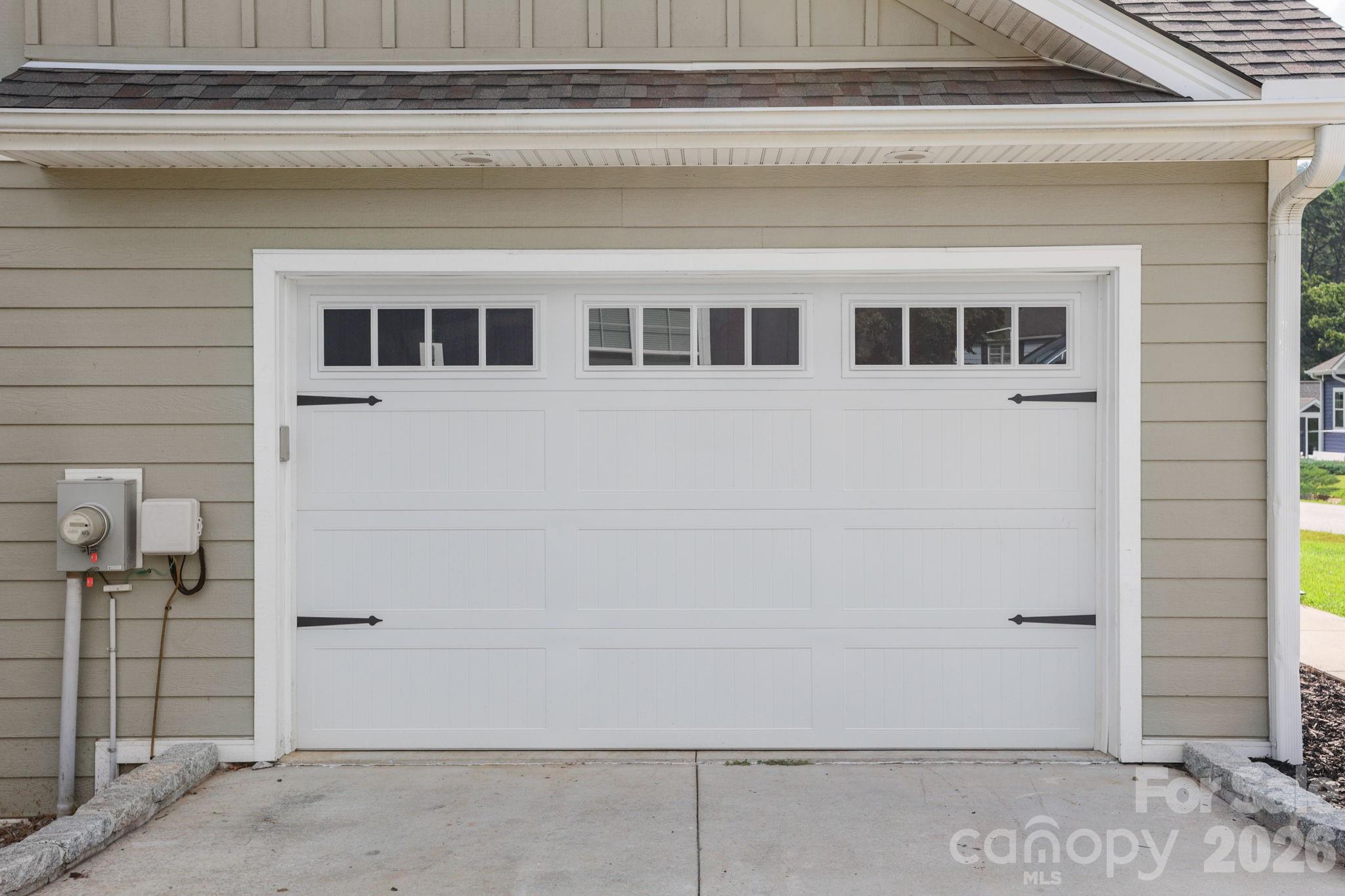8 Vedder Way Property Photo 4