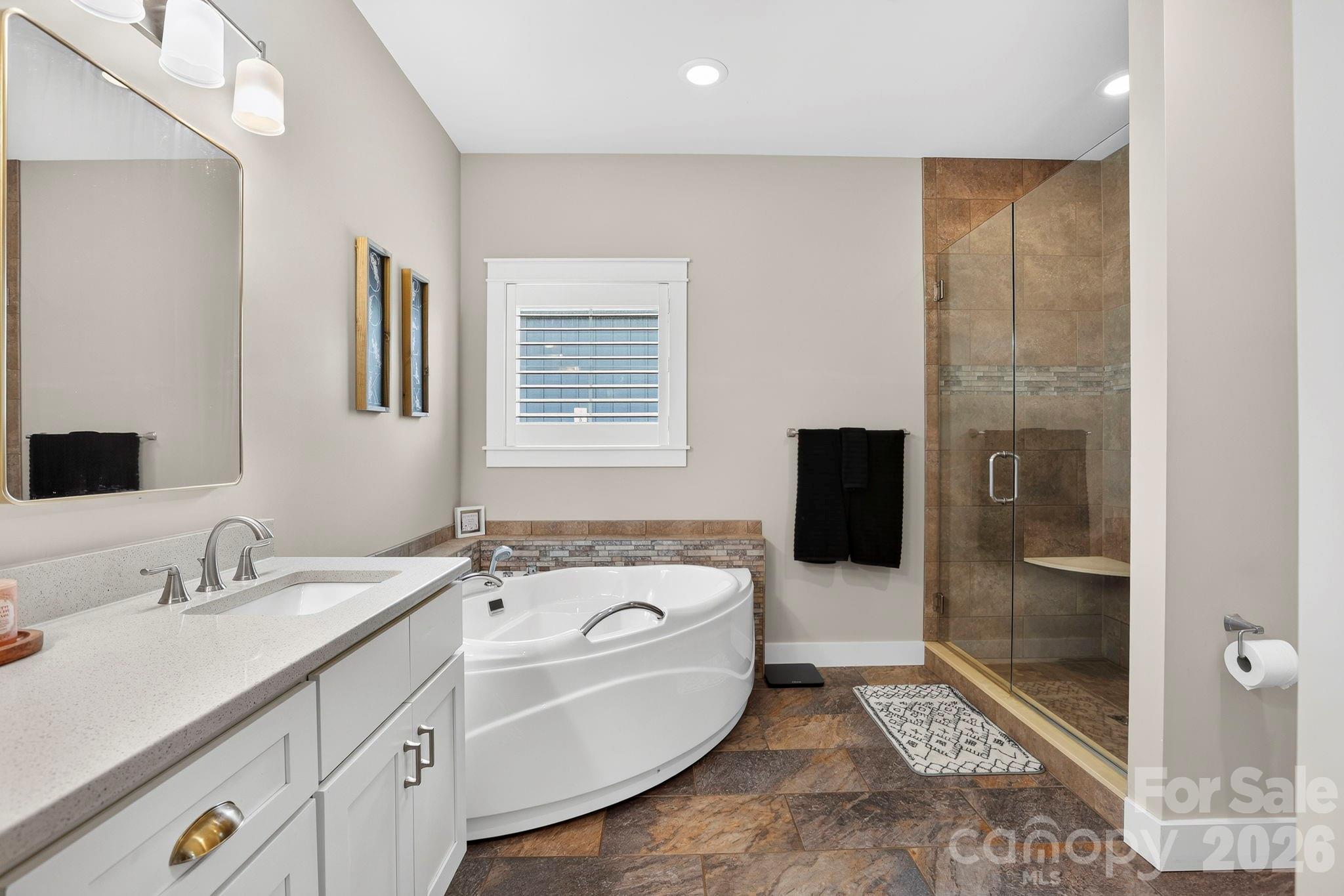 8 Vedder Way Property Photo 21