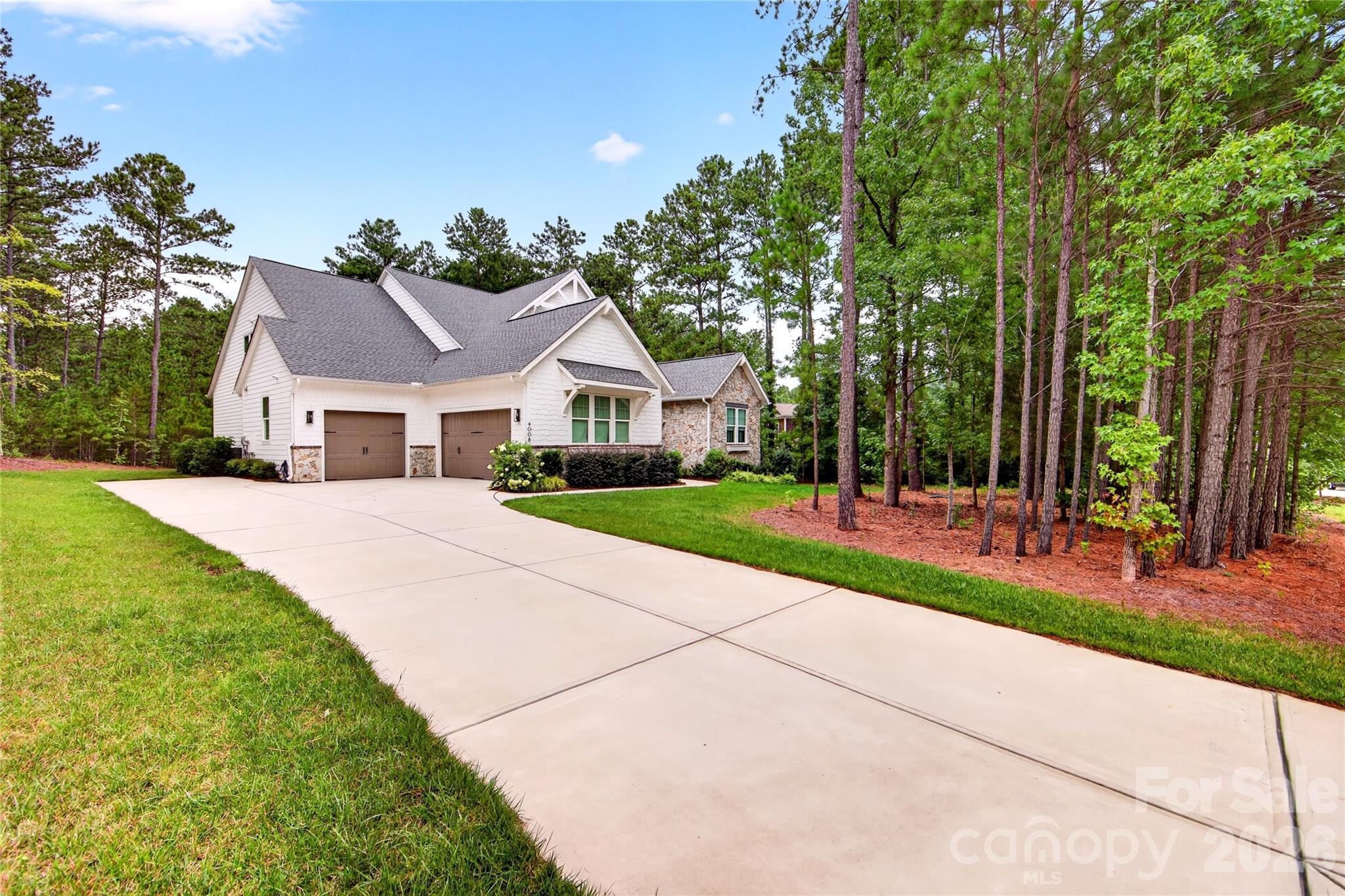 4008 Persimmon Road Property Photo 1
