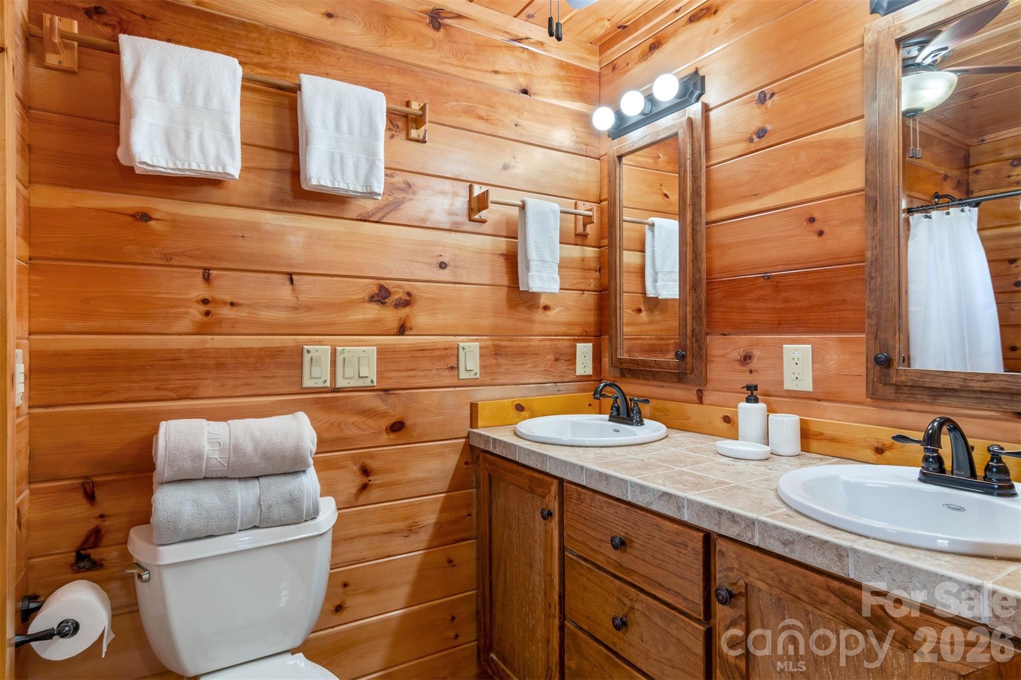 2257 Quiet Creek Lane Property Photo 14