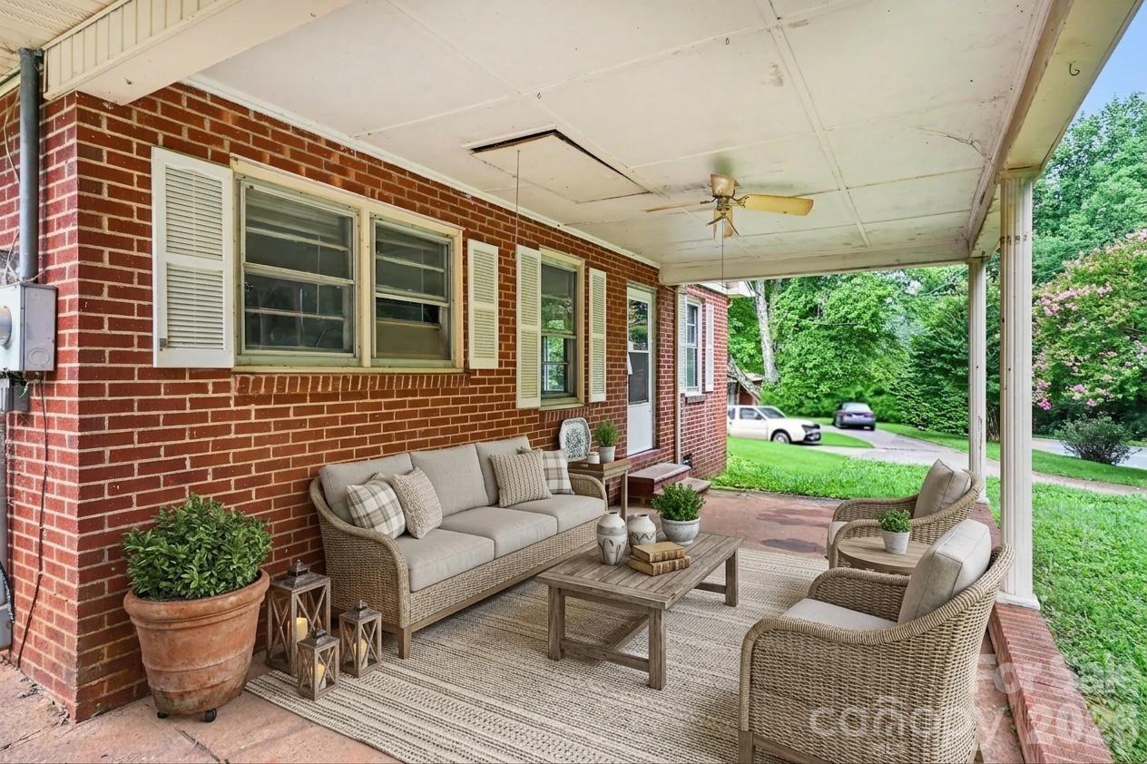 2333 Washburn Road Property Photo 4