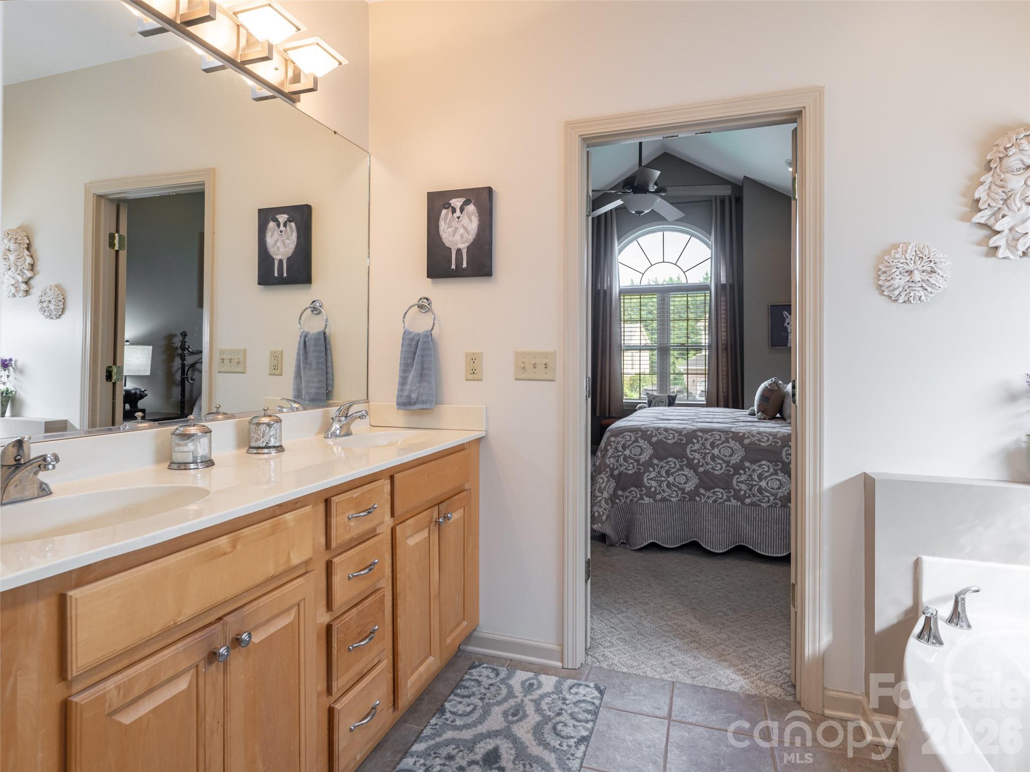 80 Driftstone Circle Property Photo 16