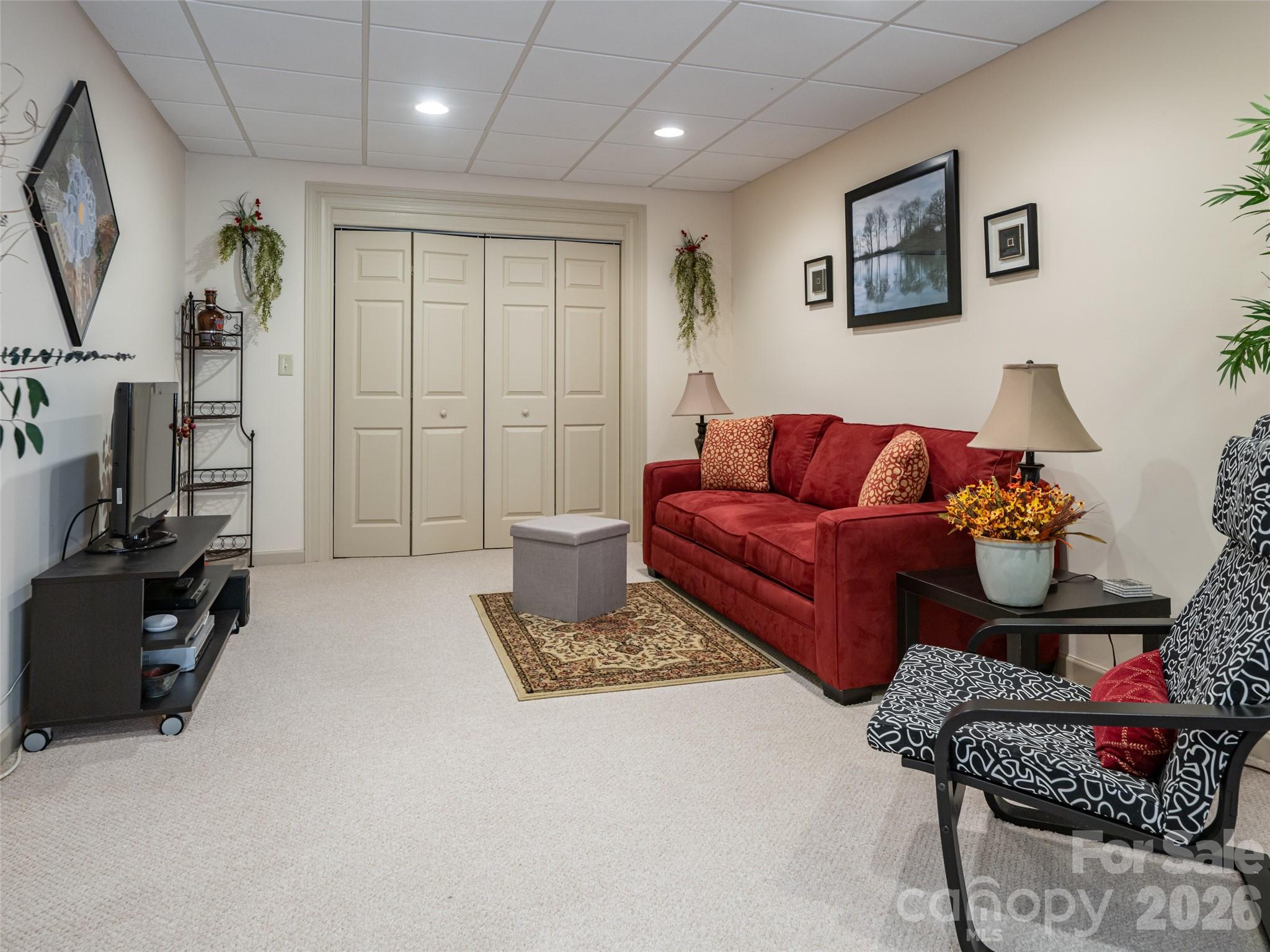 80 Driftstone Circle Property Photo 21