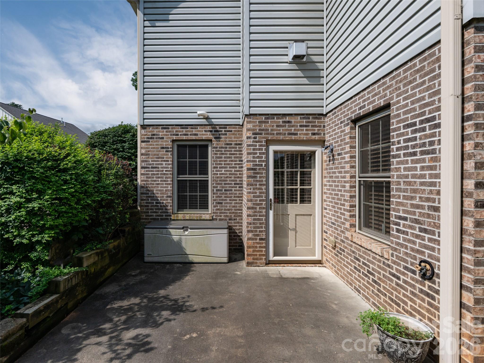 80 Driftstone Circle Property Photo 30