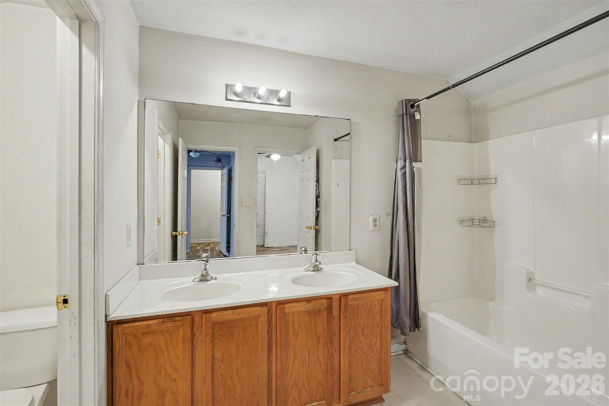 2729 Meadow Knoll Drive Property Photo 26