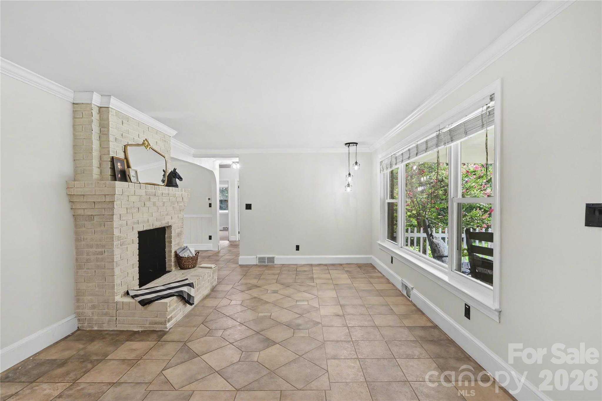 163 Madison Avenue Property Photo 5