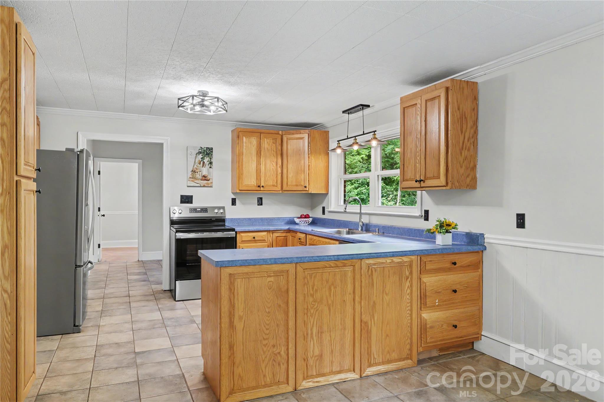 163 Madison Avenue Property Photo 14