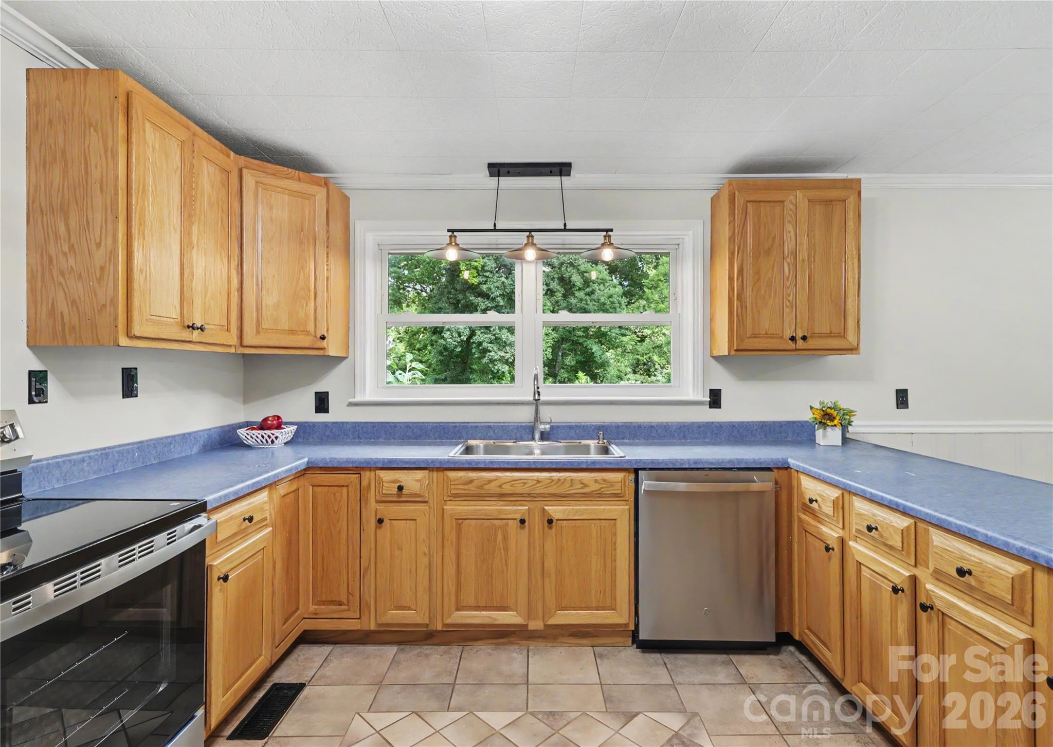 163 Madison Avenue Property Photo 15