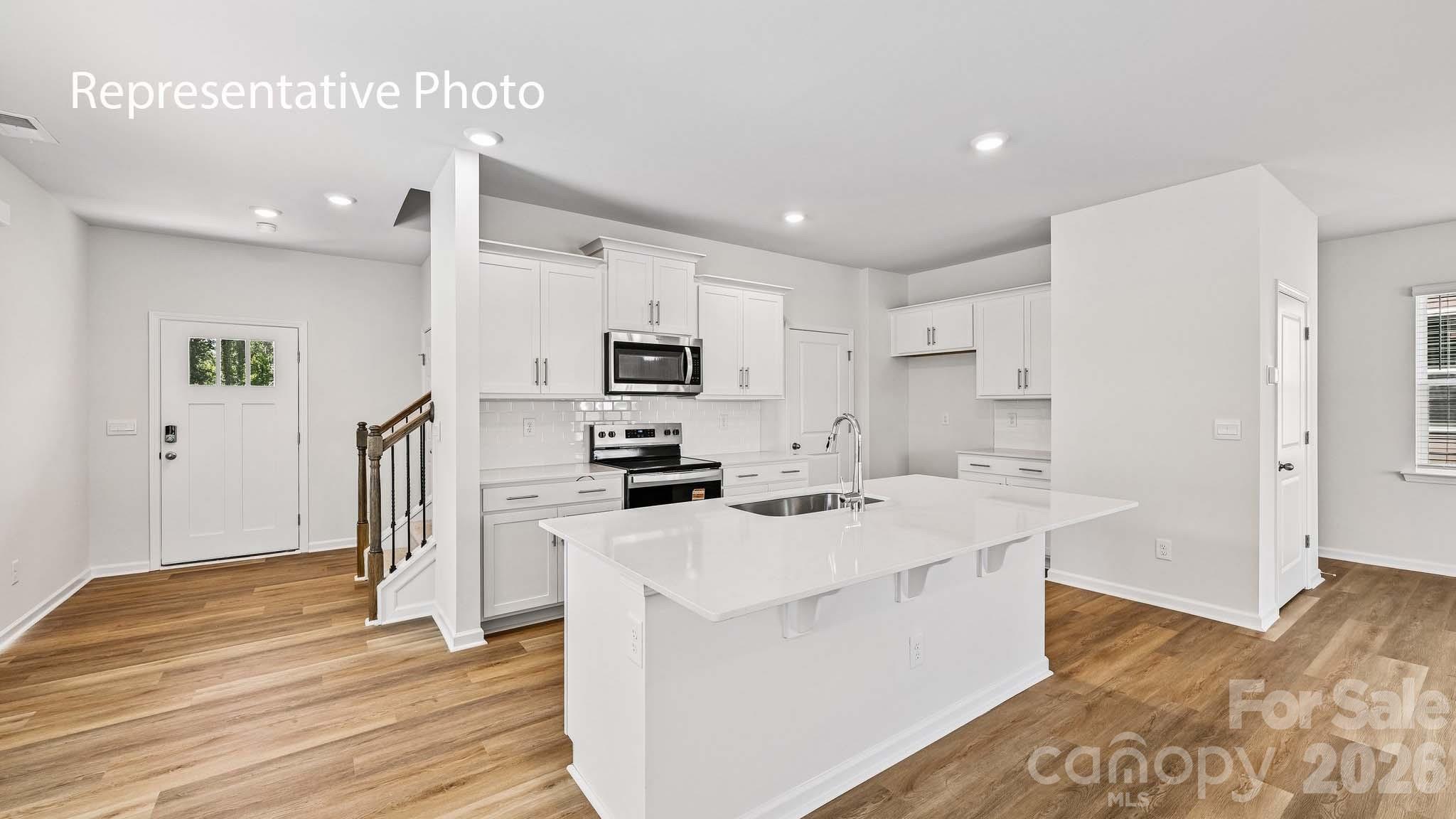 1437 7th Street Drive Property Photo 8